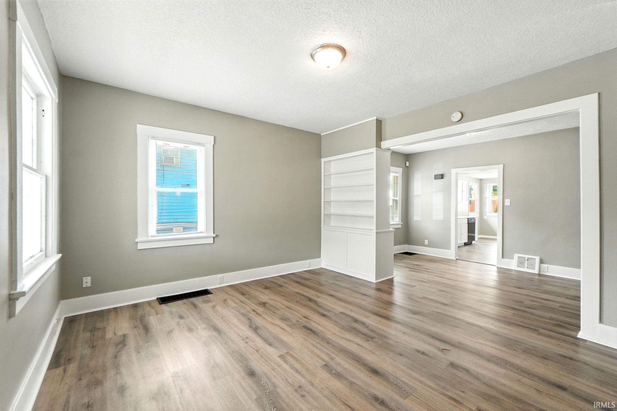 Photo 3 of 3706 Oliver Street