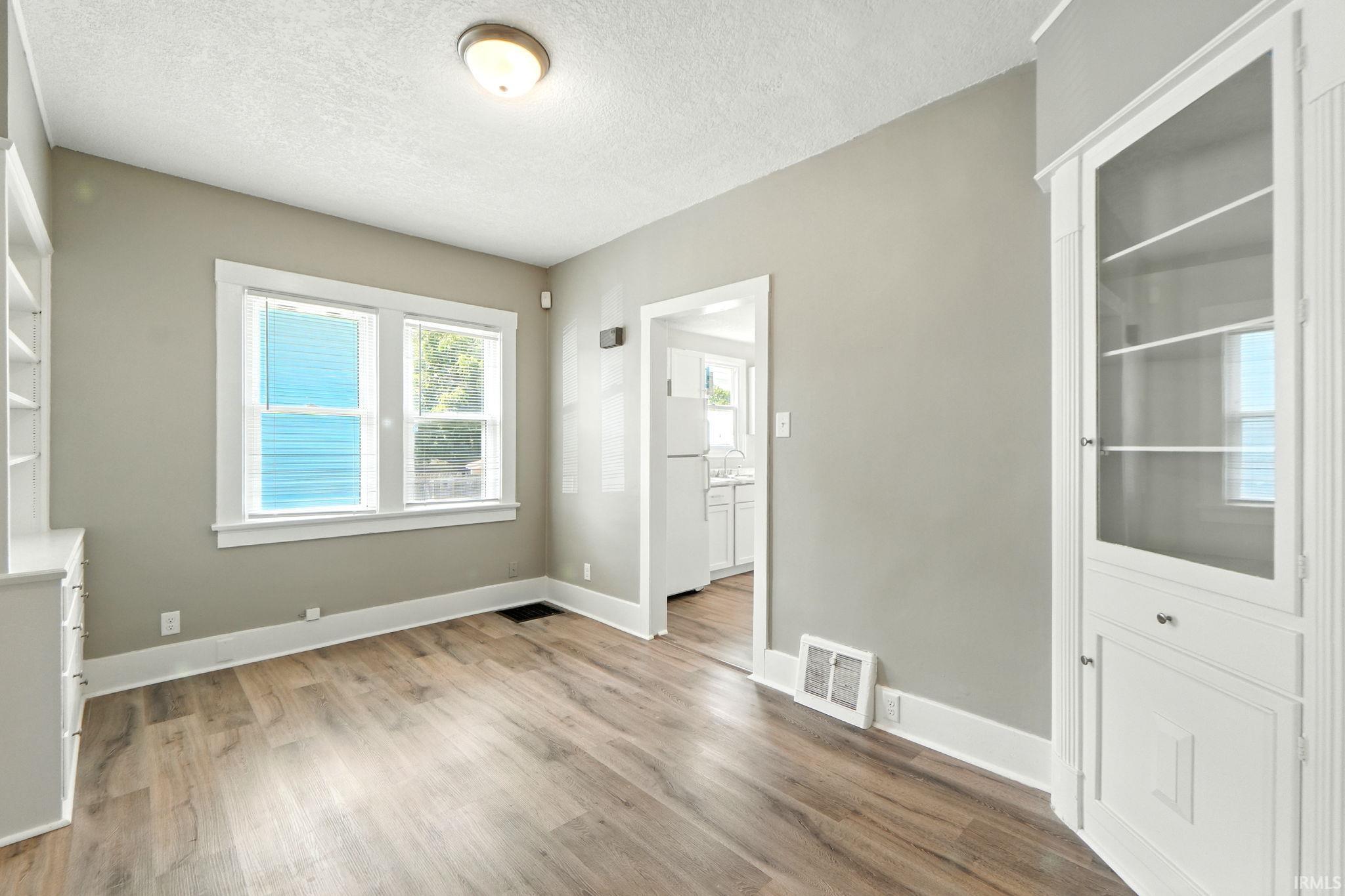 Photo 5 of 3706 Oliver Street