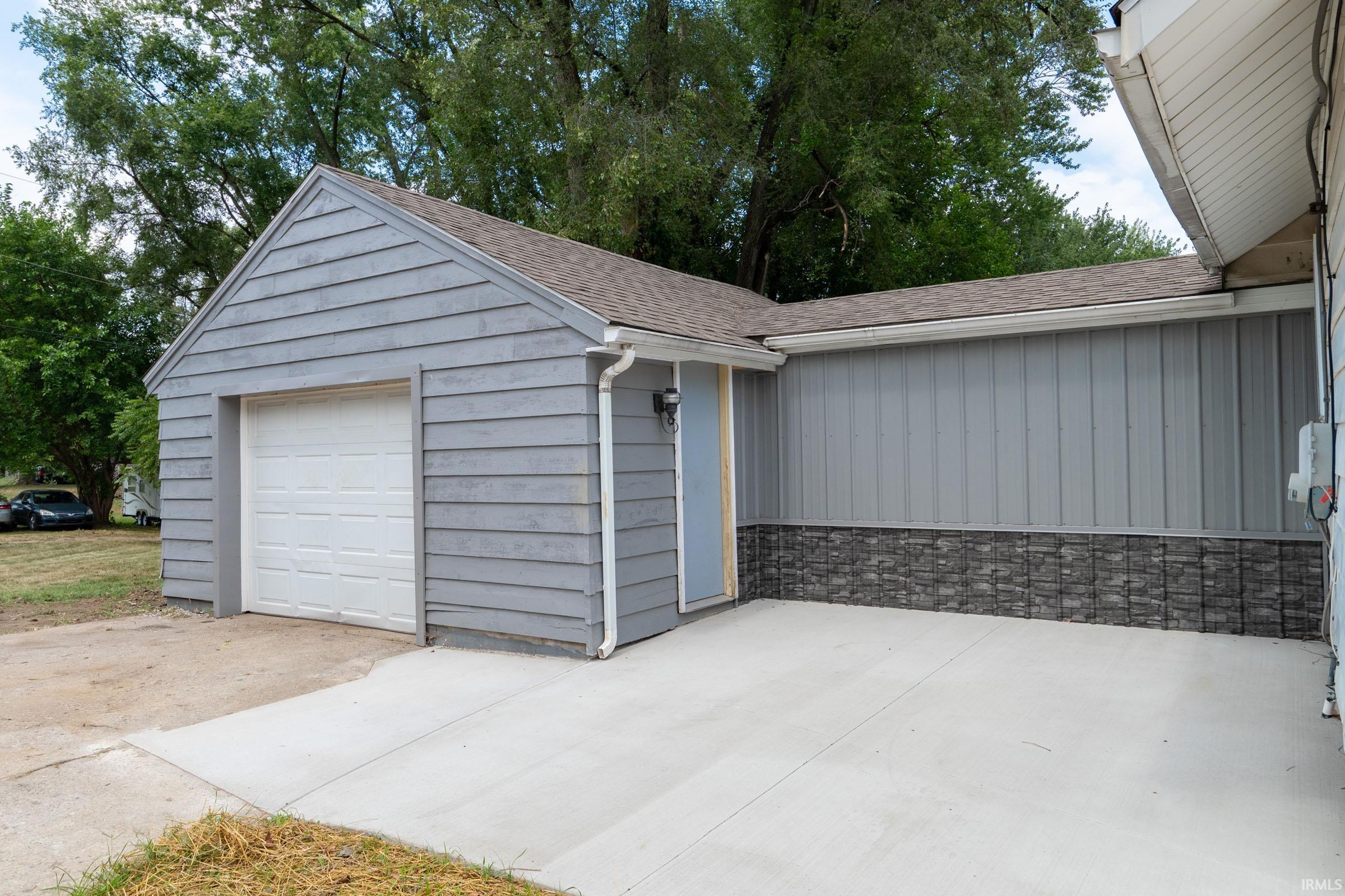 Photo 19 of 1523 Navajo Street