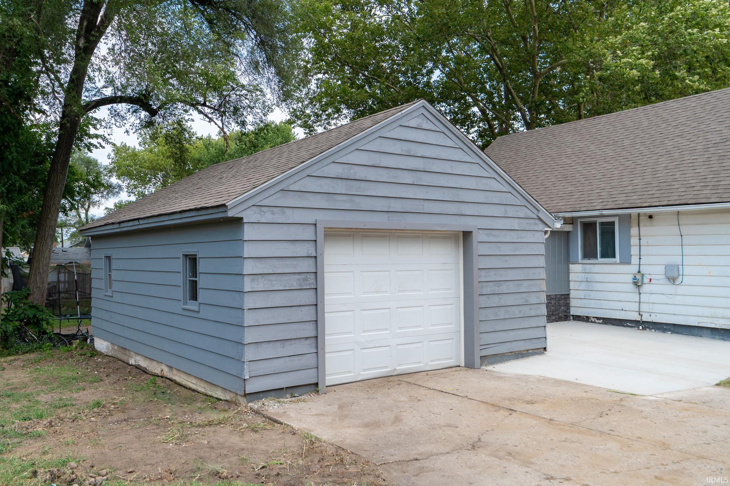 Photo 20 of 1523 Navajo Street