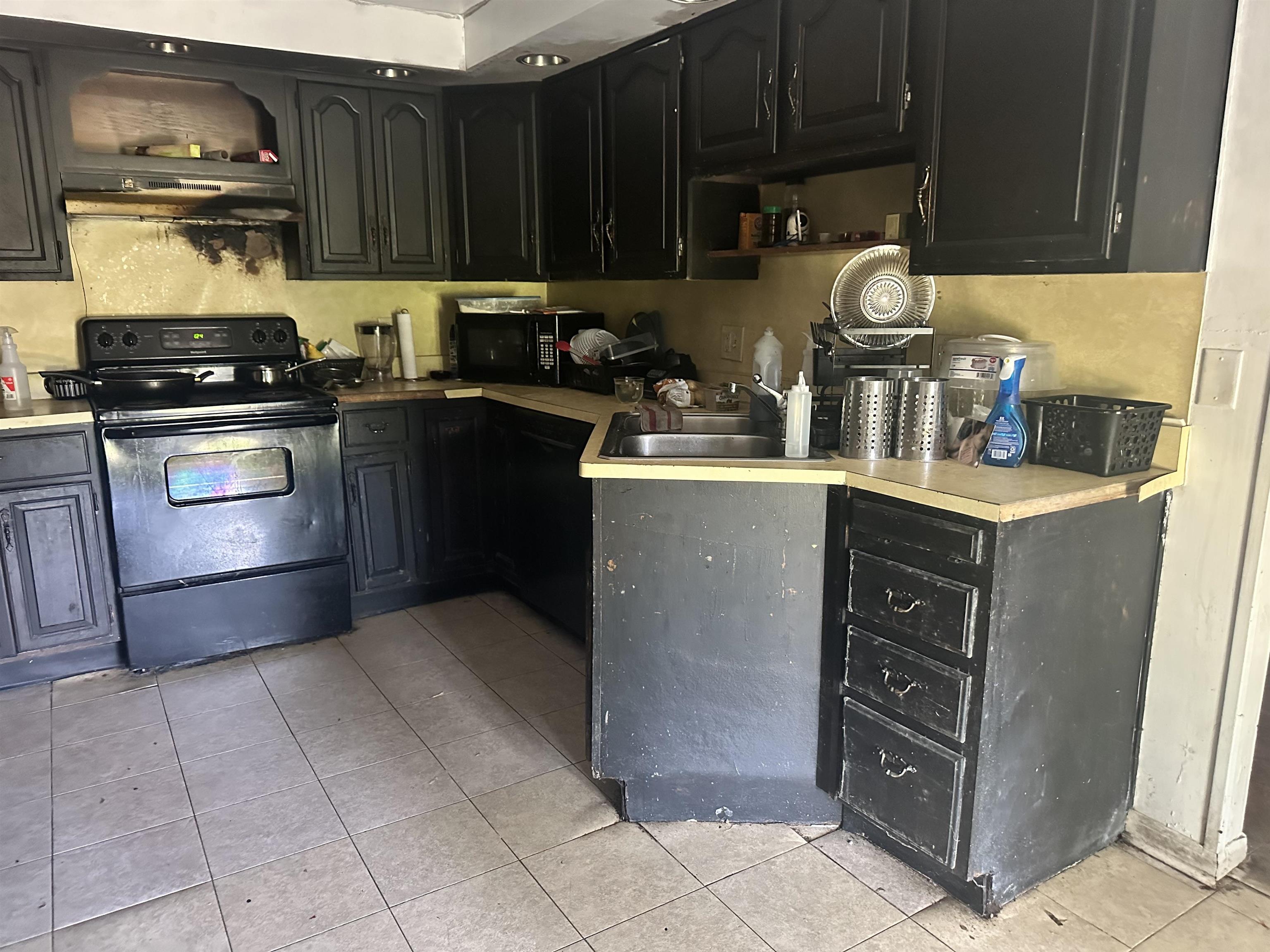 Photo 10 of 4408 Tamarack Drive