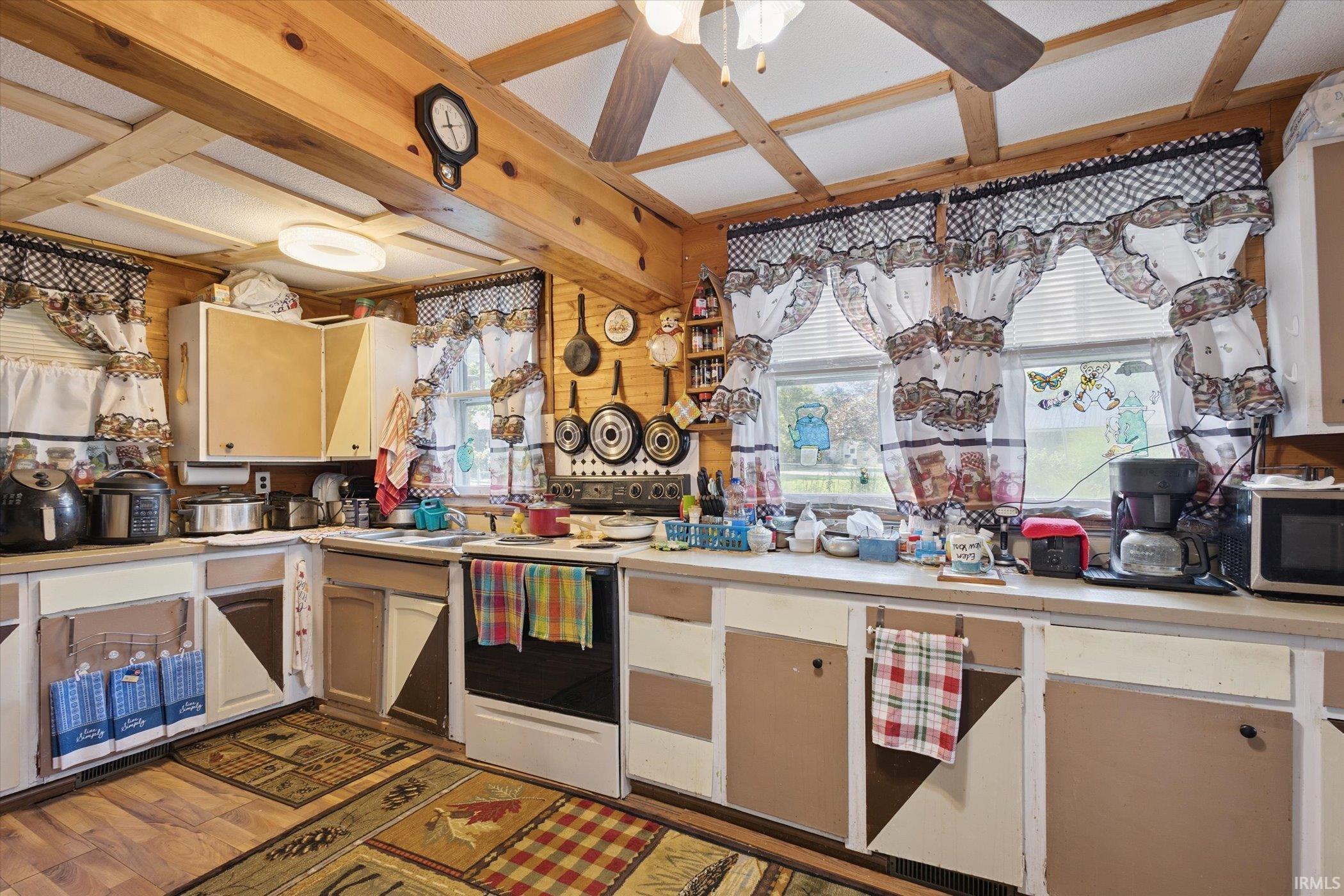 Photo 12 of 9235 S Julia Street