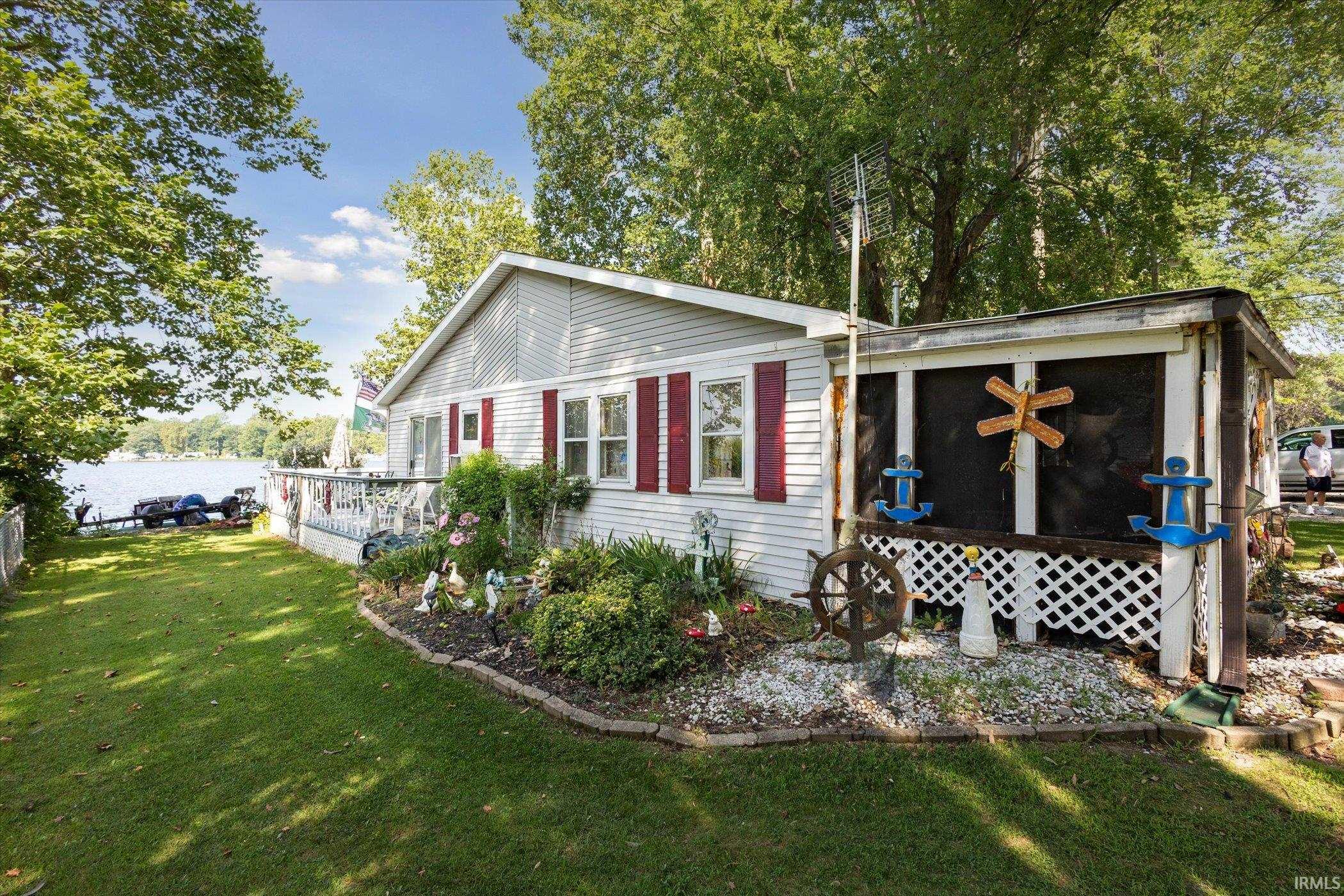 Photo 2 of 9235 S Julia Street