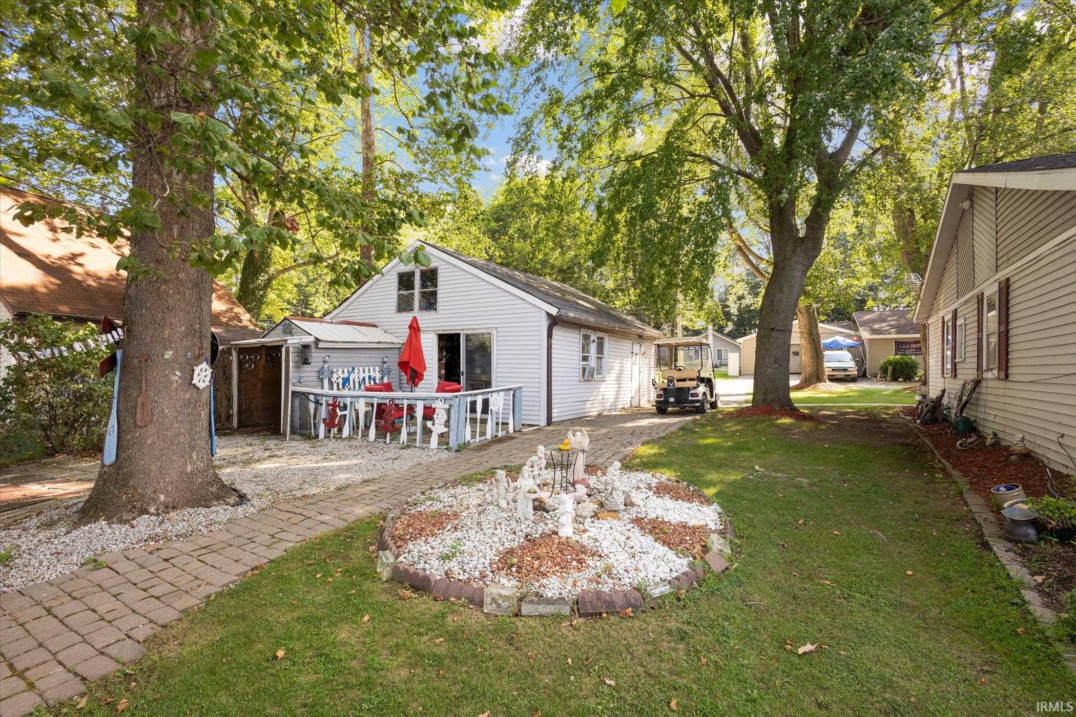 Photo 31 of 9235 S Julia Street