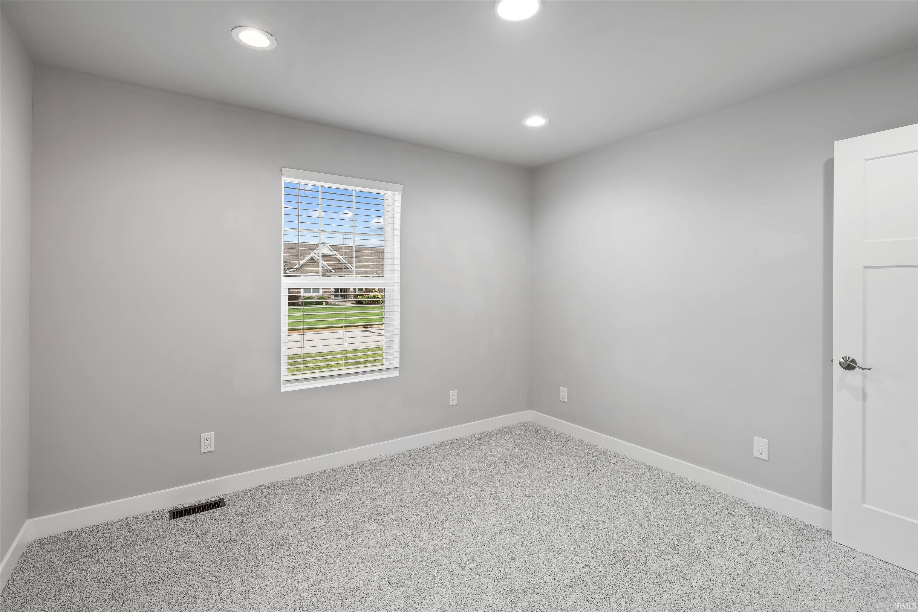 Photo 17 of 57384 Emerald Chase Lane