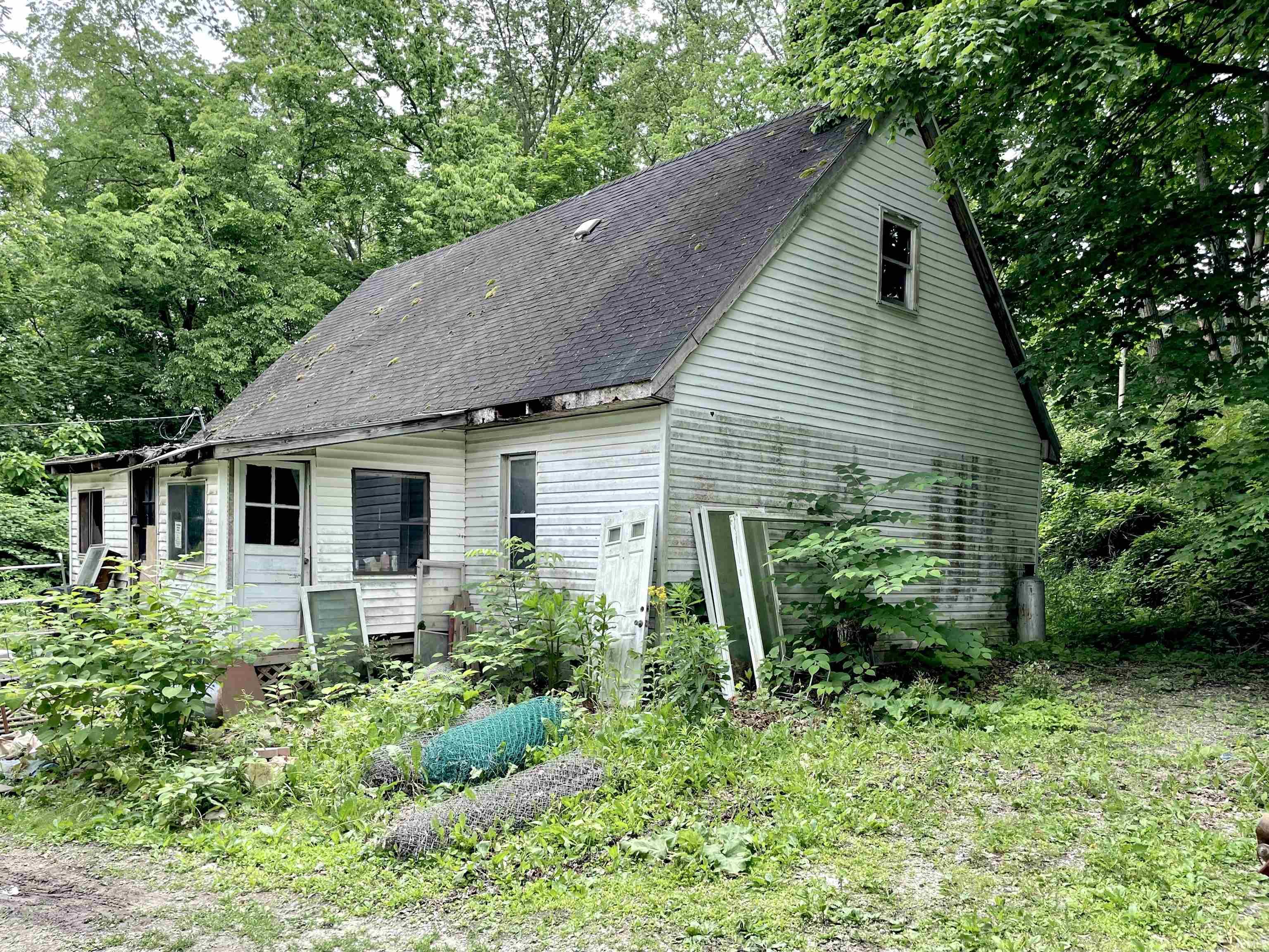 Homes for sale in Veedersburg, IN | 212 W Jackson St, Veedersburg, IN 47987 | MLS# 202532079