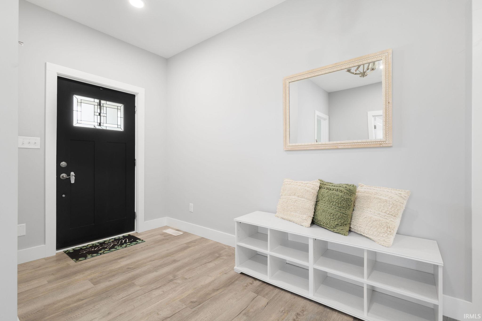 Homes for sale in Osceola, IN | 1404 Green Grass Dr, Osceola, IN 46561 | MLS# 202532124