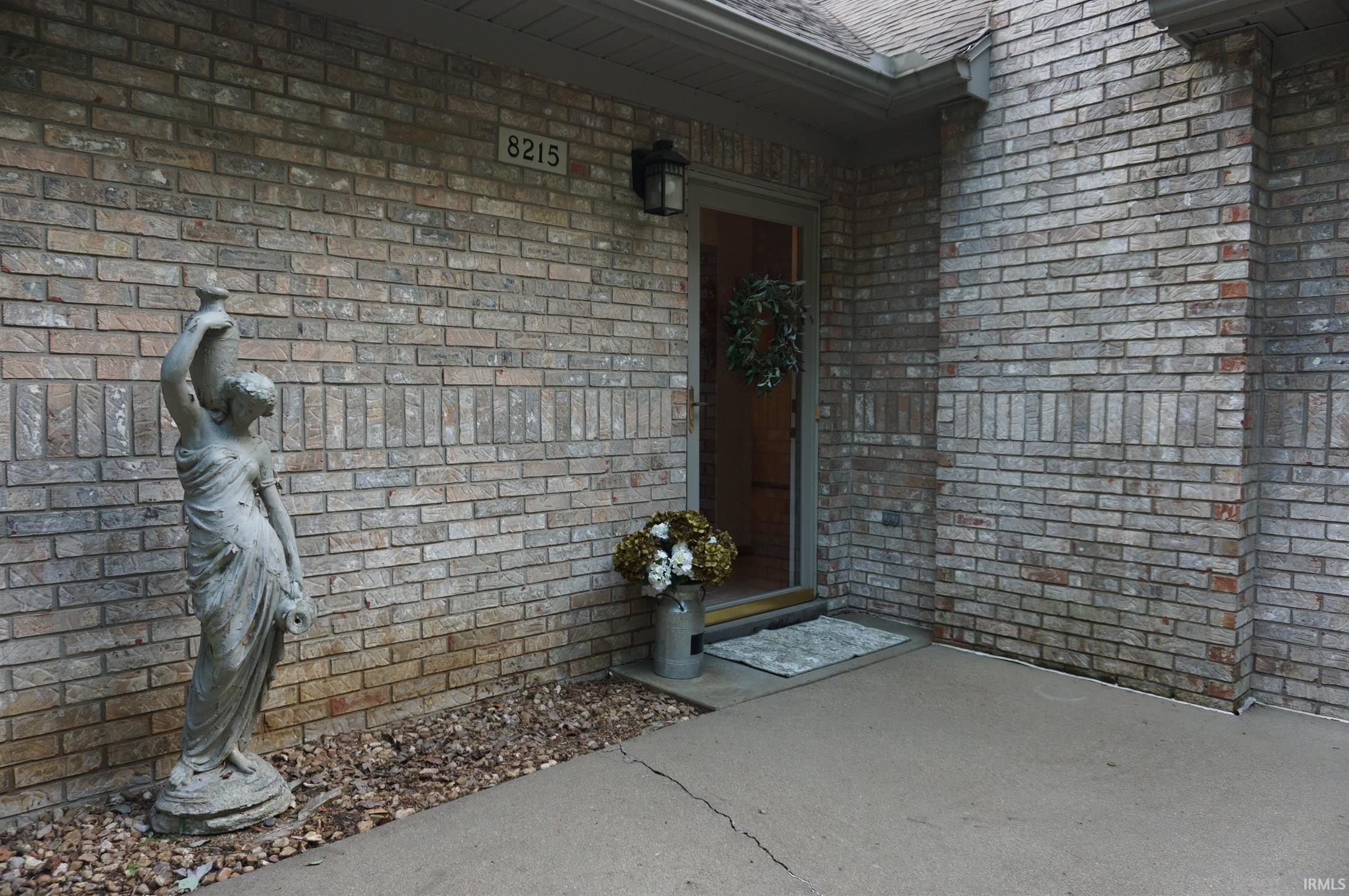 Homes for sale in Evansville, IN | 8215 River Park Way, Evansville, IN 47715 | MLS# 202532212