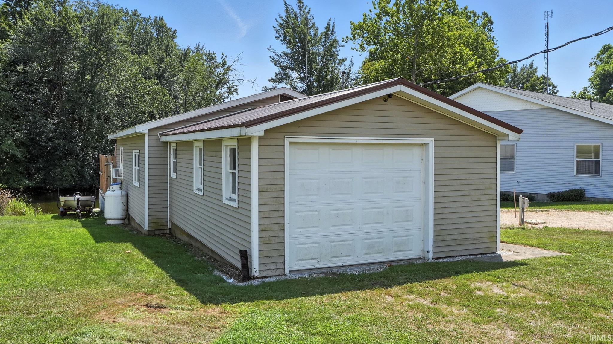 Property Photo 33