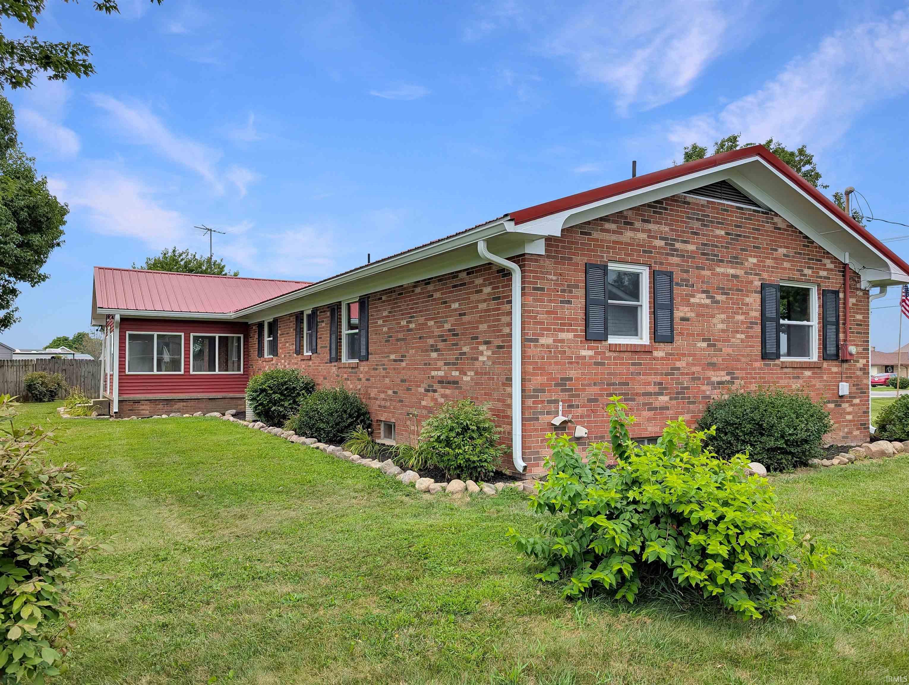 Homes for sale in Frankfort, IN | 1809 E Kelley Rd, Frankfort, IN 46041 | MLS# 202532413