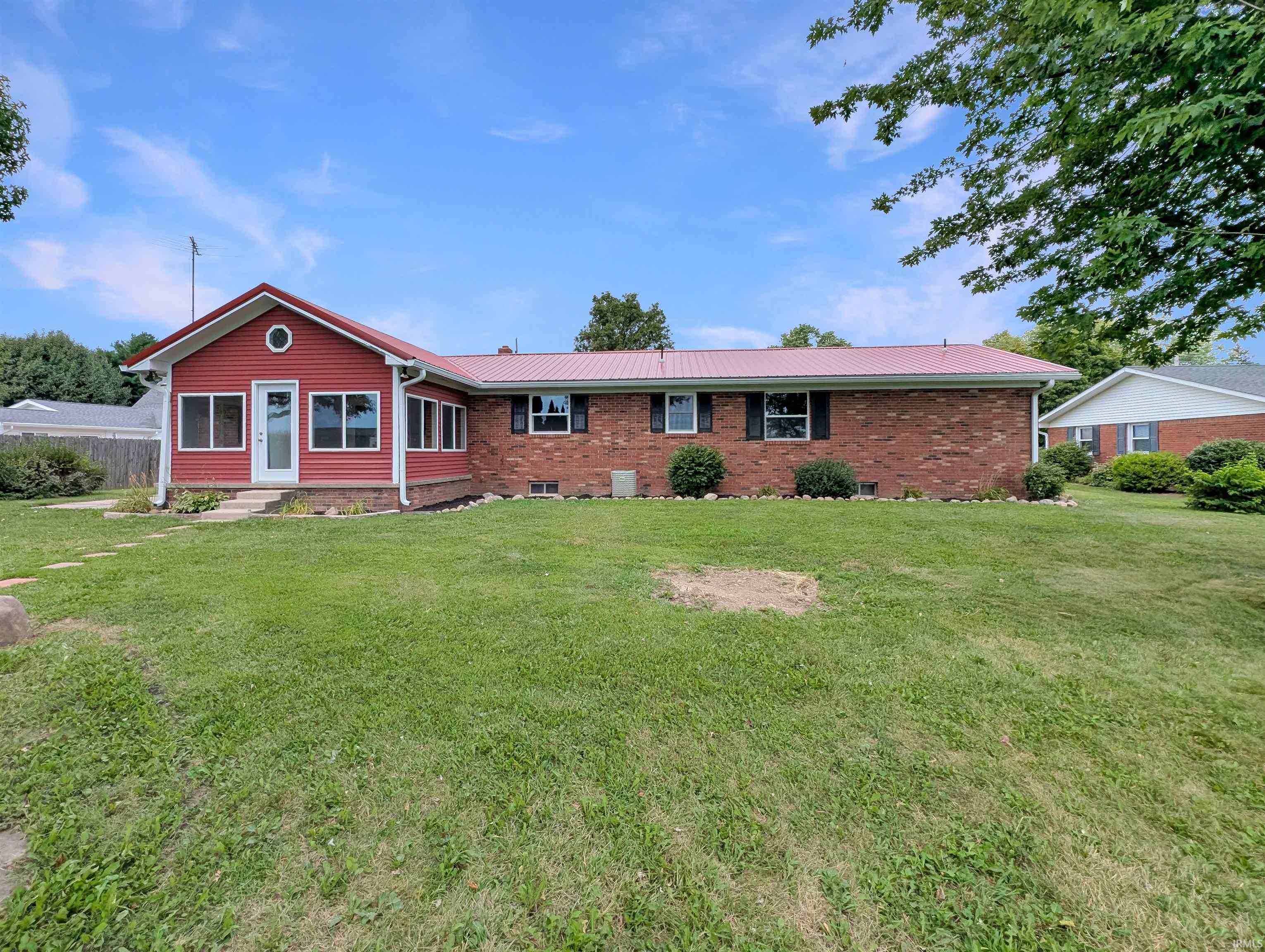 Homes for sale in Frankfort, IN | 1809 E Kelley Rd, Frankfort, IN 46041 | MLS# 202532413