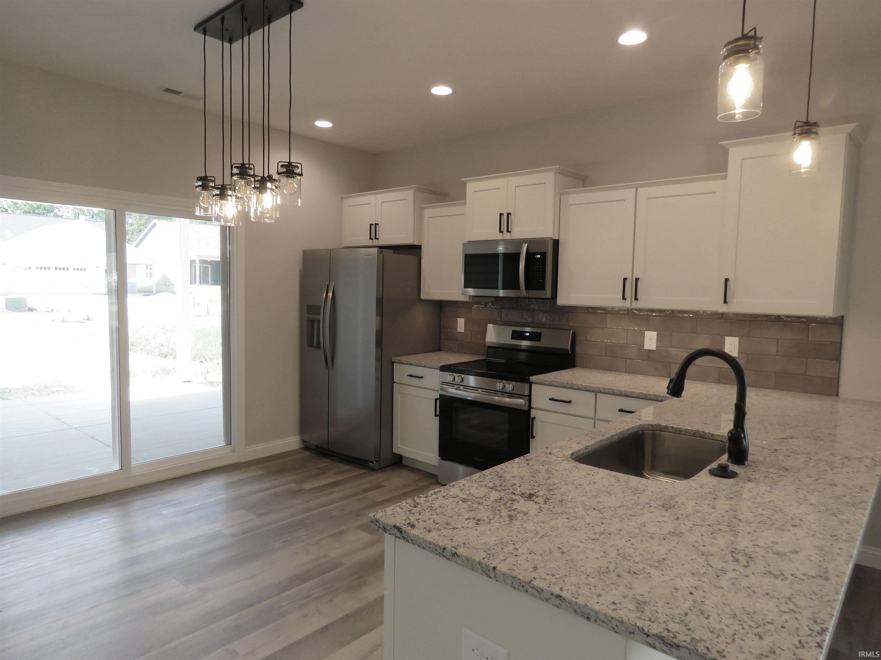 Homes for sale in Frankfort, IN | 1105 E Wabash St, Frankfort, IN 46041 | MLS# 202532441