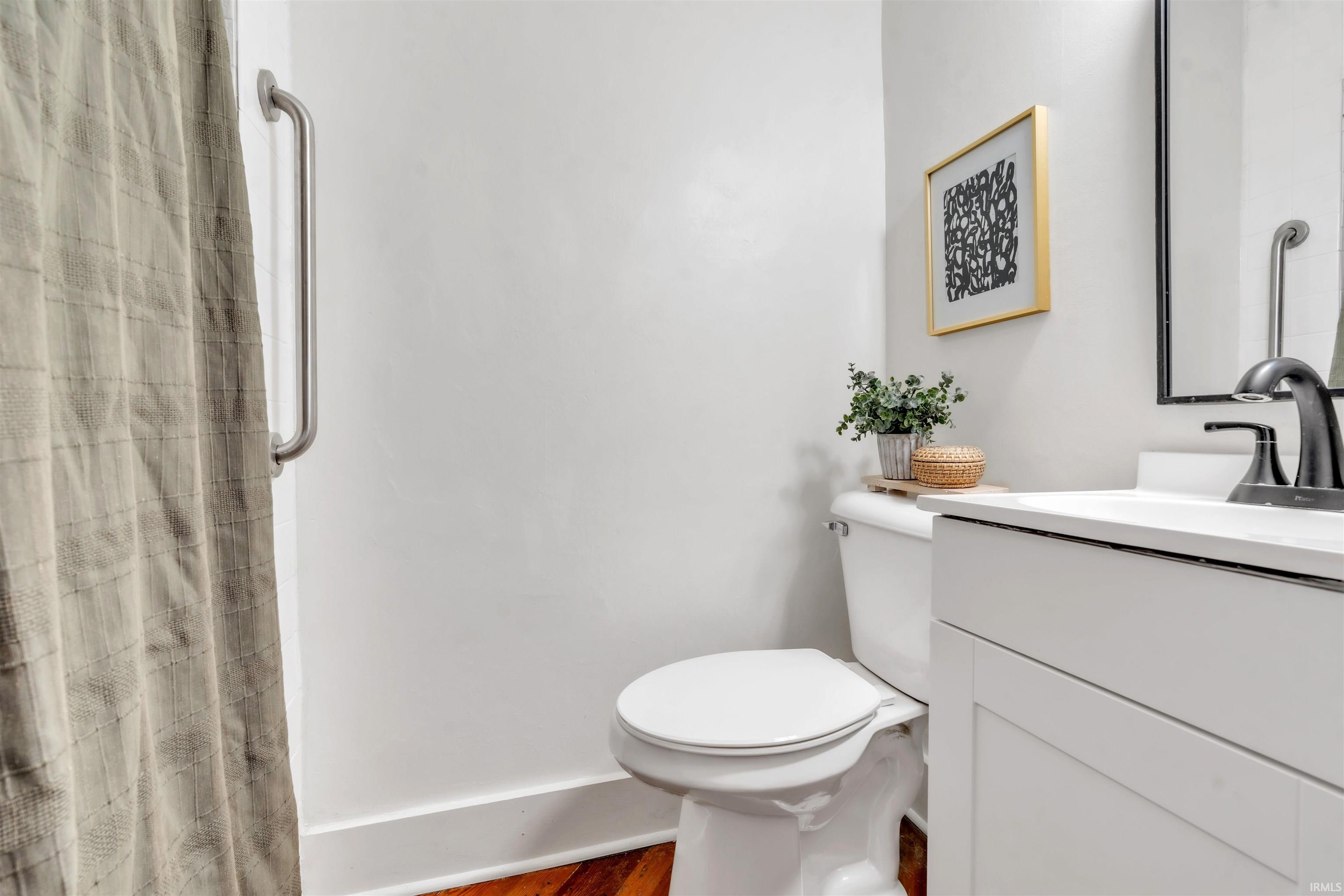 Photo 13 of 2444 Sandpoint Road