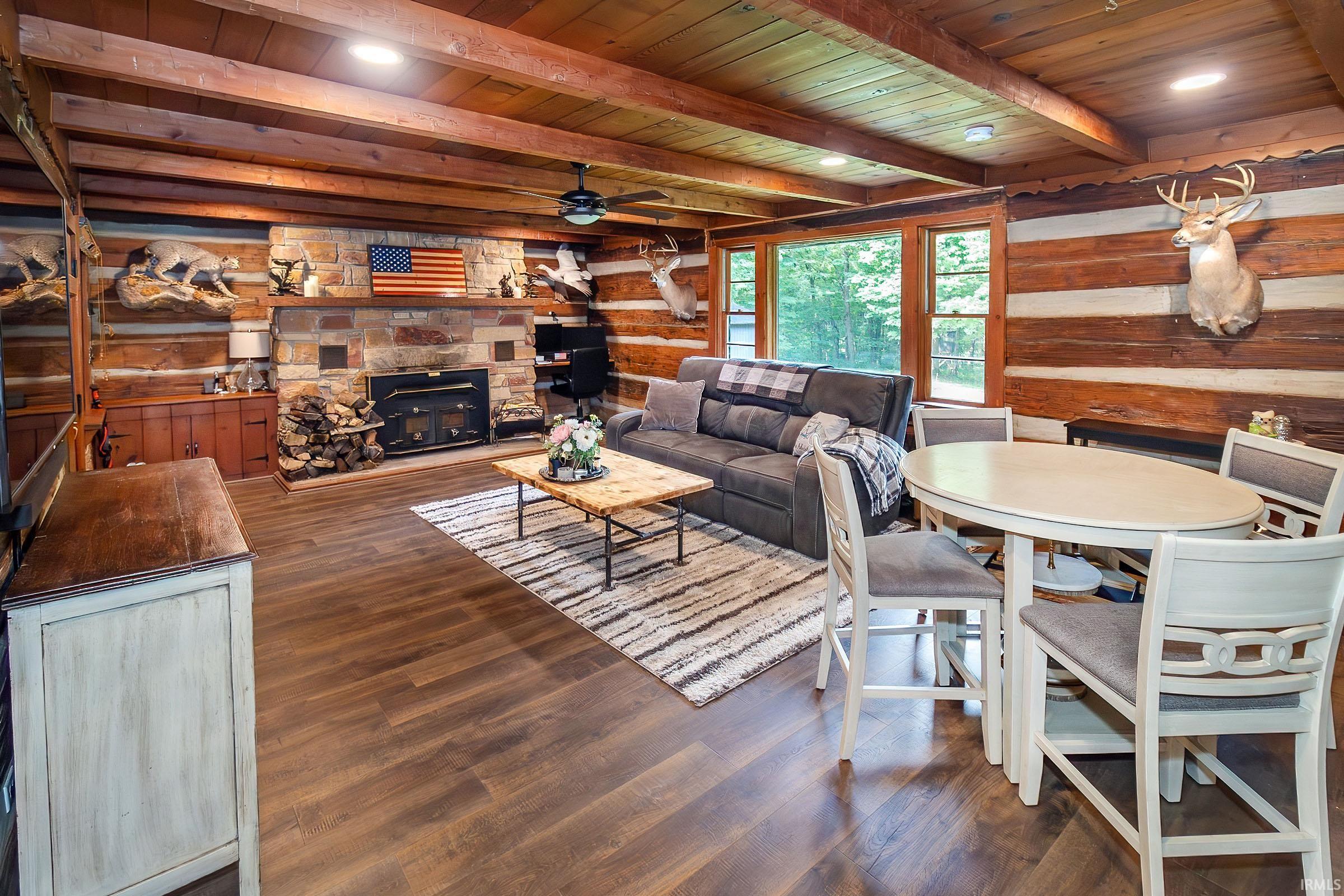 Homes for sale in Evansville, IN | 4041 Bayou Creek Rd, Evansville, IN 47712 | MLS# 202532476