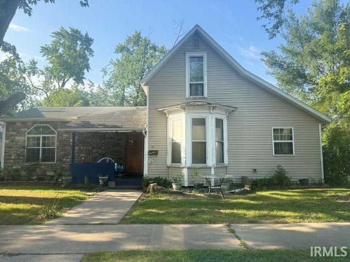 Homes for sale in Elkhart, IN | 733 W Garfield Ave, Elkhart, IN 46516 | MLS# 202532528