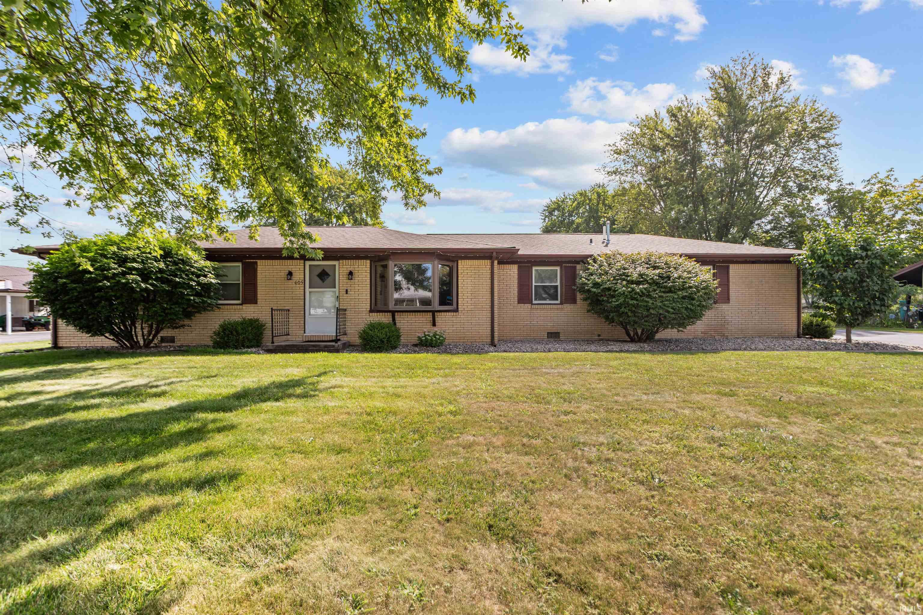 Homes for sale in Swayzee, IN | 605 S Washington St, Swayzee, IN 46986 | MLS# 202532538