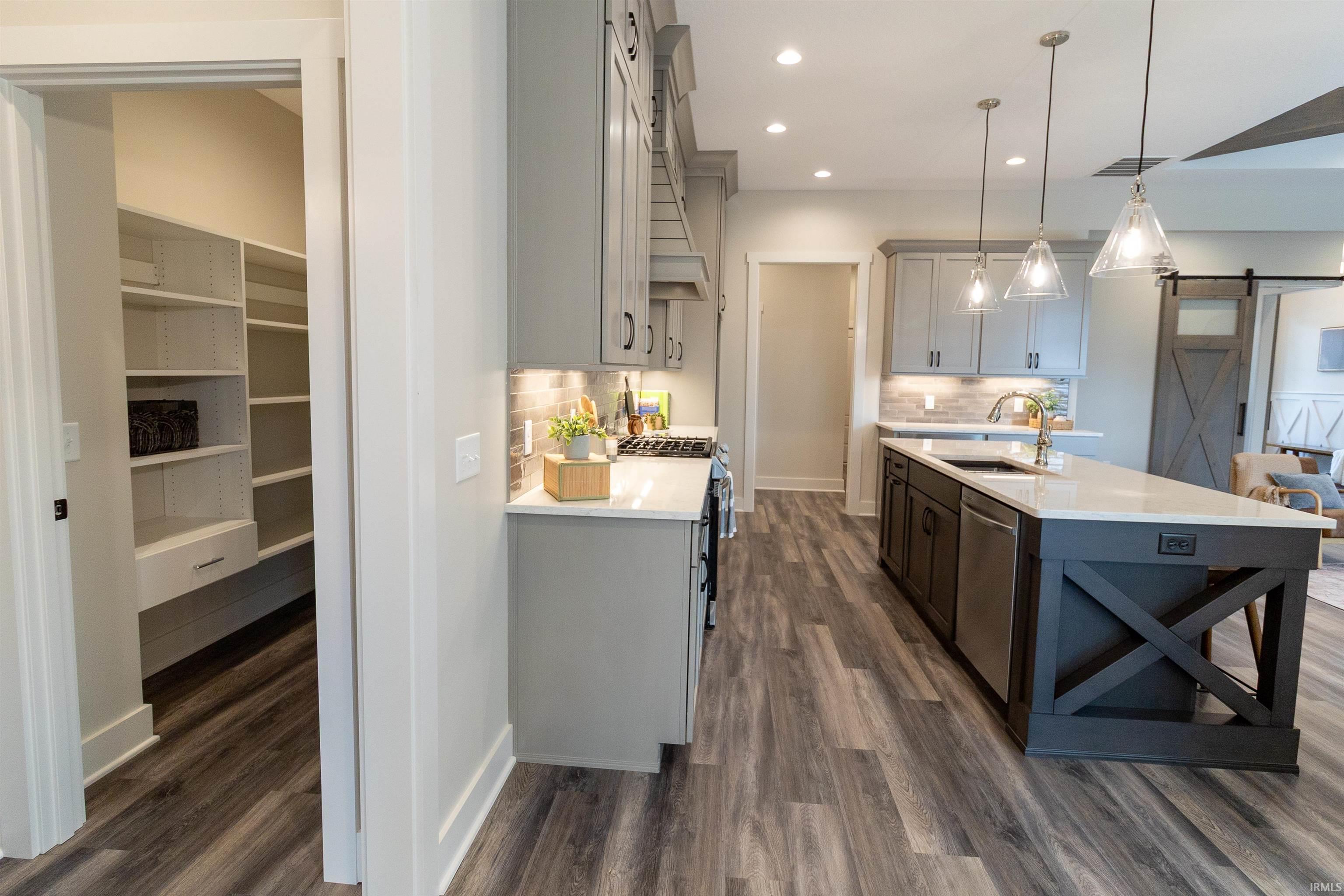 Photo 22 of 688 Skillet Avenue