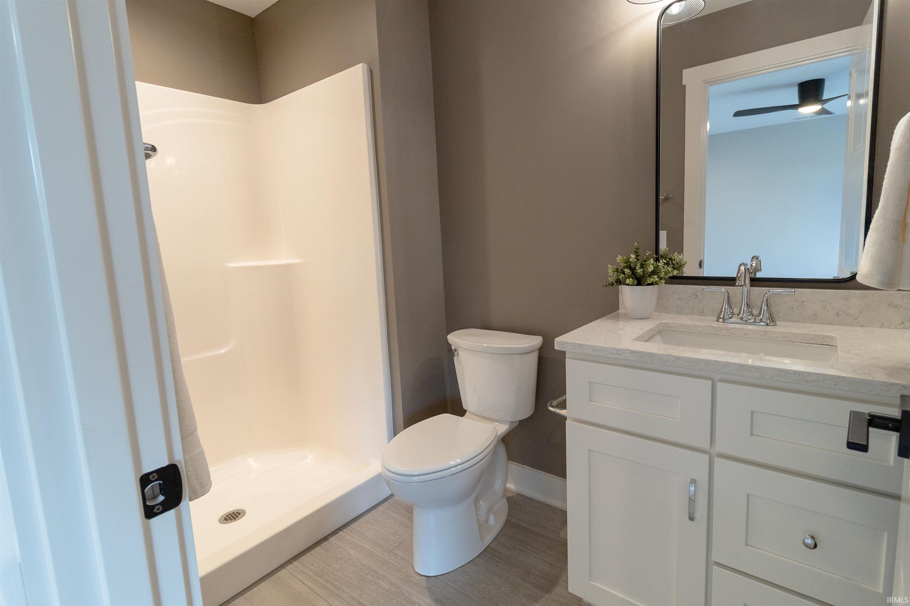 Photo 33 of 688 Skillet Avenue