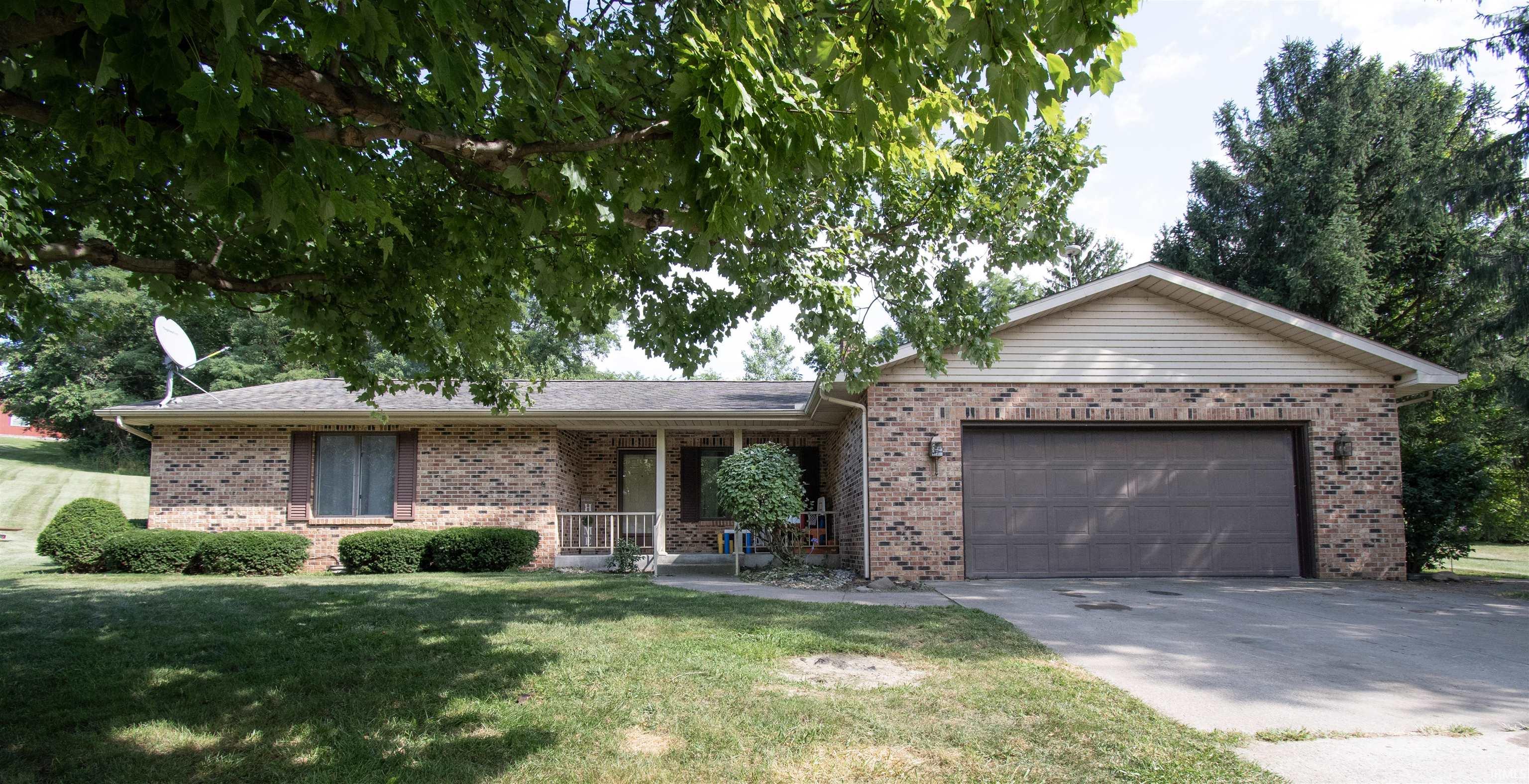 Photo 0 of 9075 W Harper Lake Road