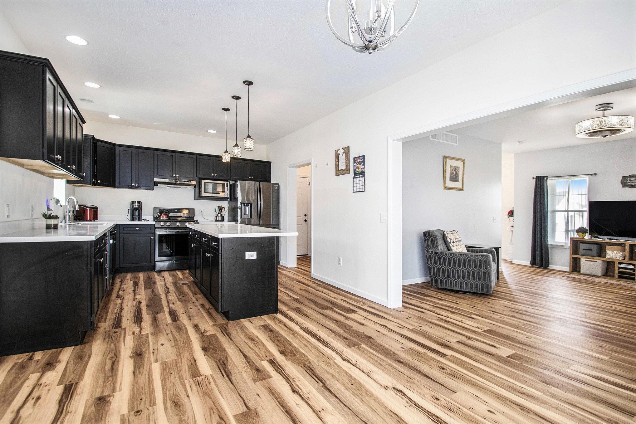 Photo 6 of 30418 Pine Bluff Drive