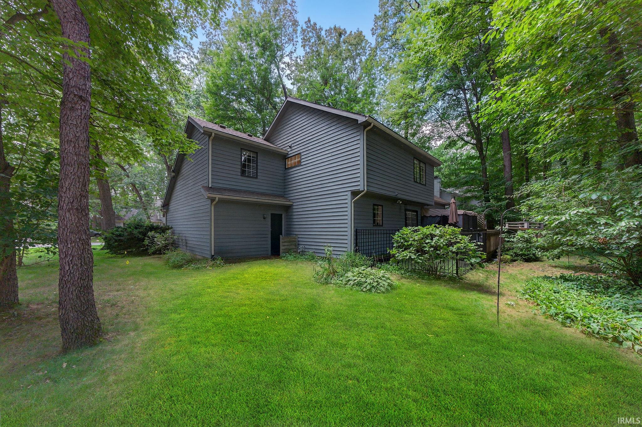 Homes for sale in Granger, IN | 11633 Oakwood Ln, Granger, IN 46530 | MLS# 202532640