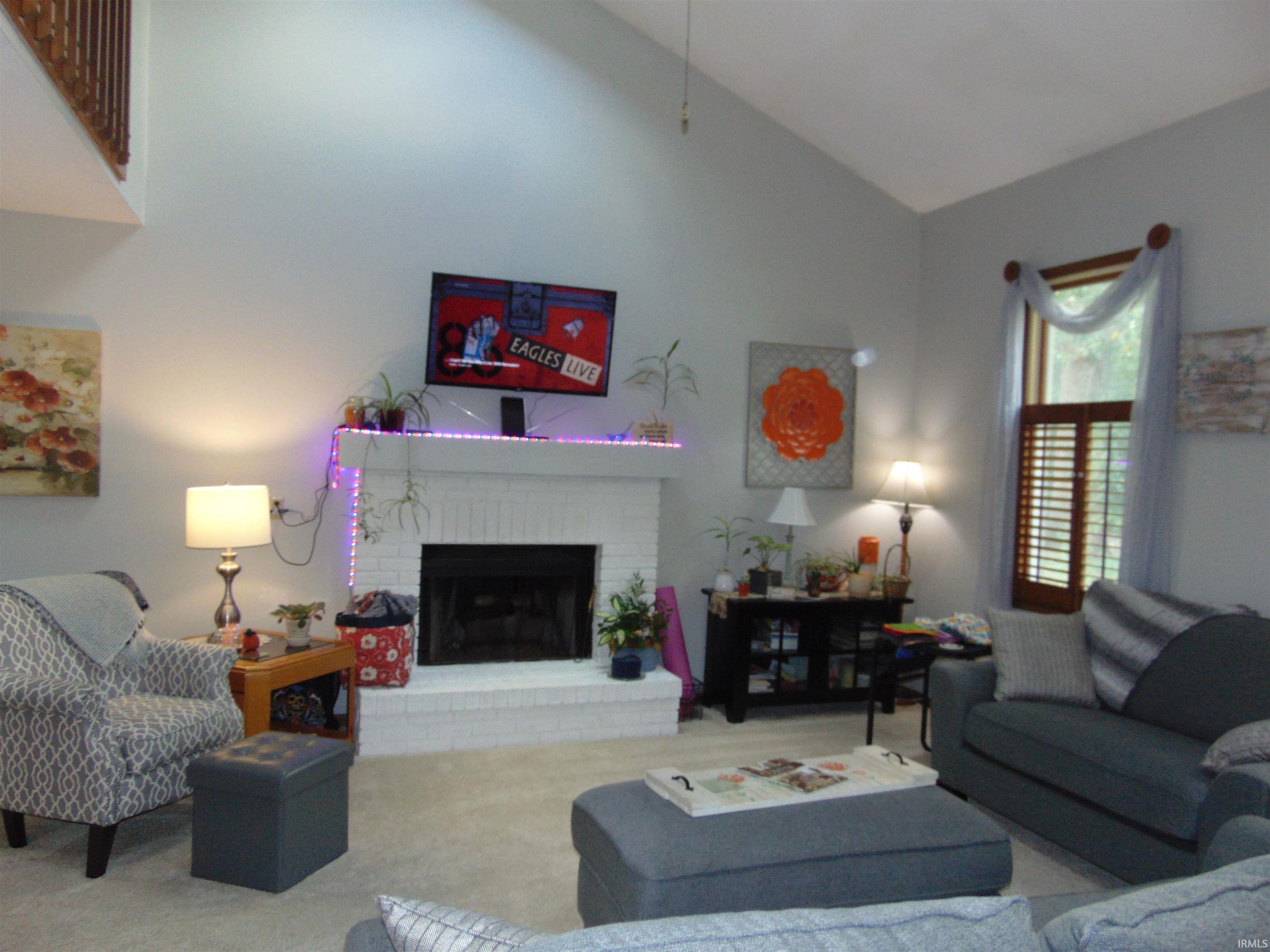 Photo 2 of 4930 Pinebrook Drive