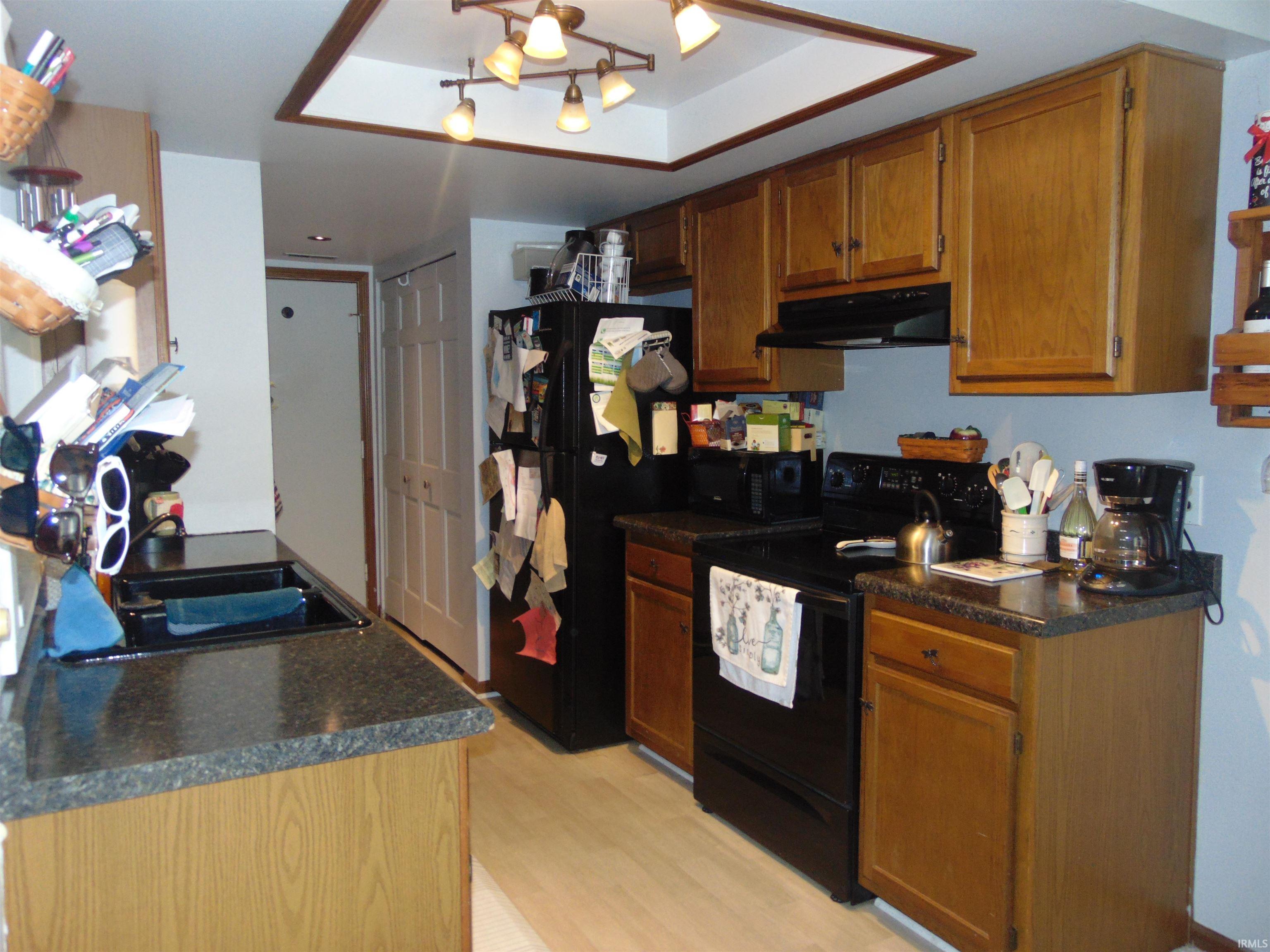 Photo 5 of 4930 Pinebrook Drive