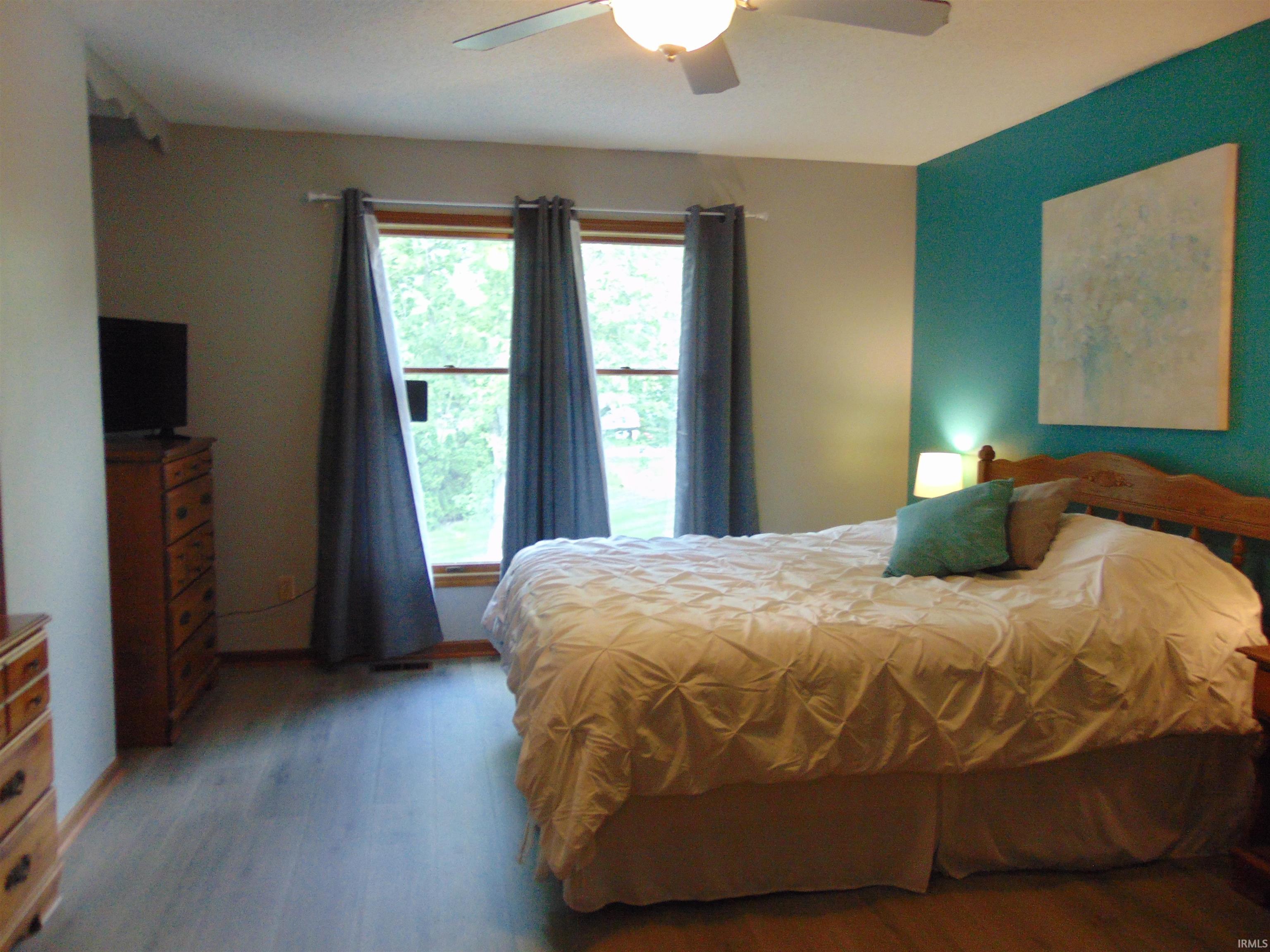 Photo 7 of 4930 Pinebrook Drive