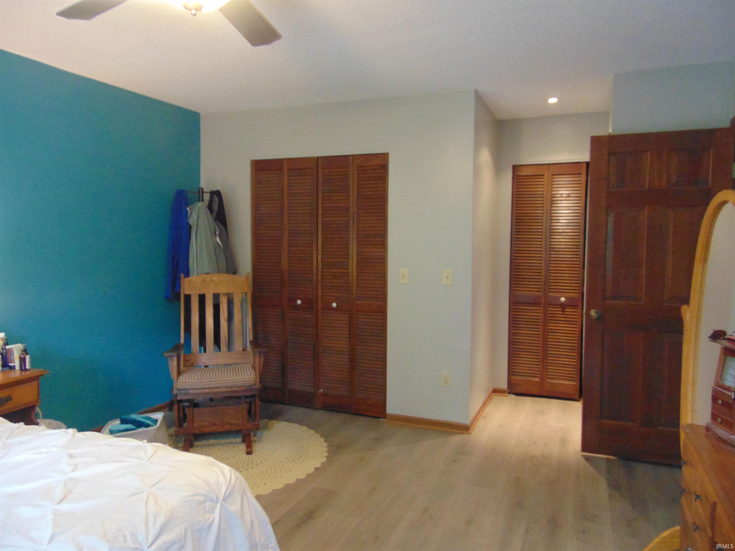 Photo 8 of 4930 Pinebrook Drive