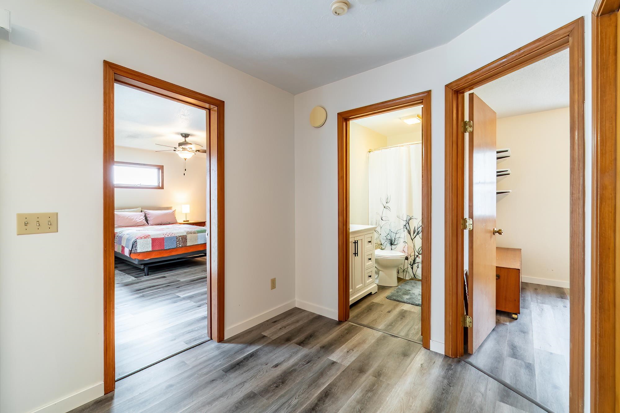 Photo 5 of 700 Apple Hill Way