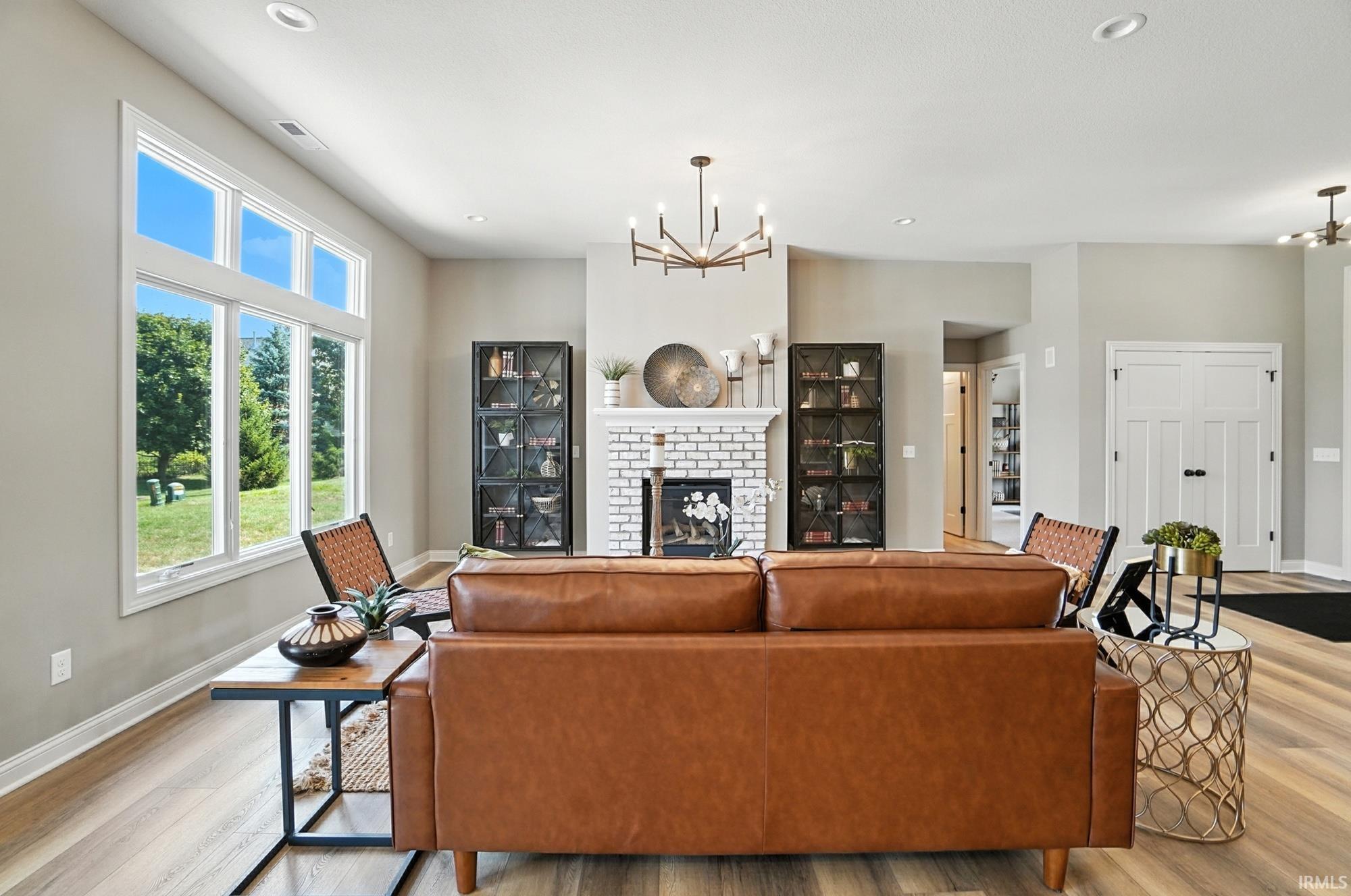 Photo 6 of 9175 Landin Pointe Boulevard