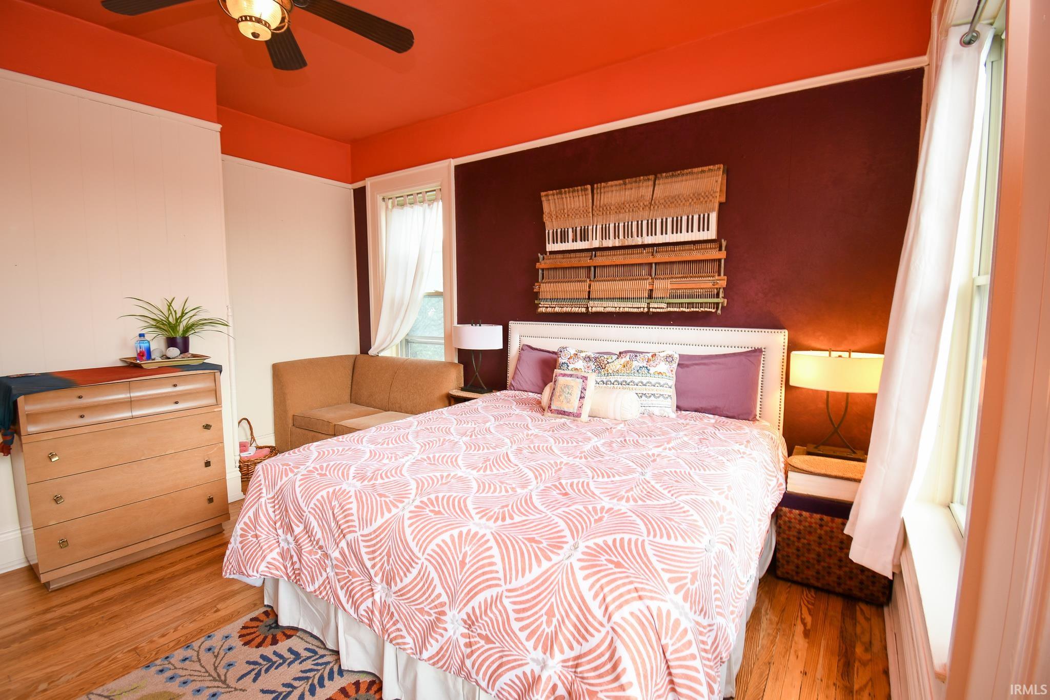 Photo 16 of 533 W Washington Boulevard