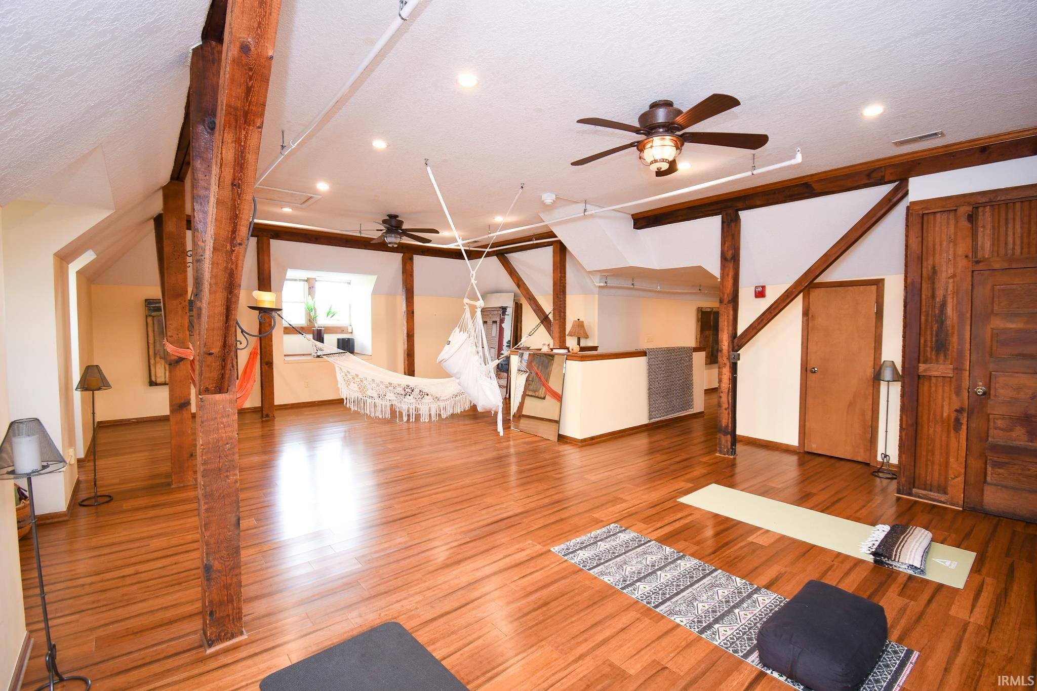 Photo 19 of 533 W Washington Boulevard