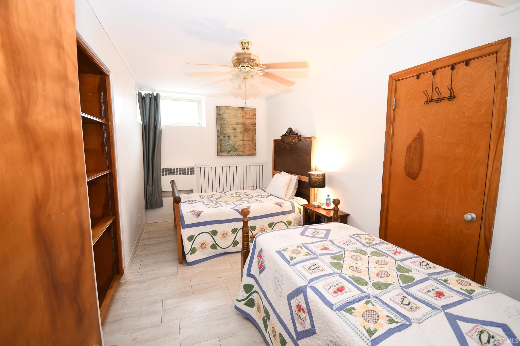 Photo 23 of 533 W Washington Boulevard