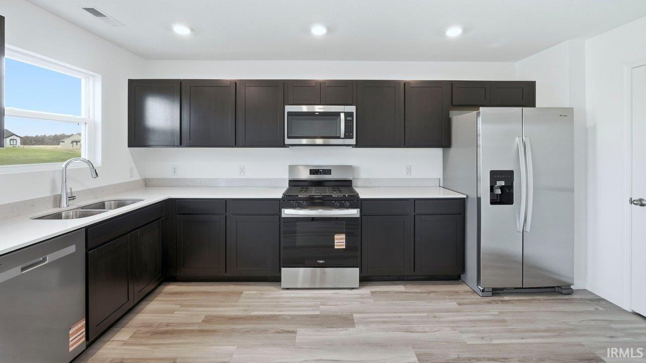 Photo 2 of 11033 Traders Trace Way