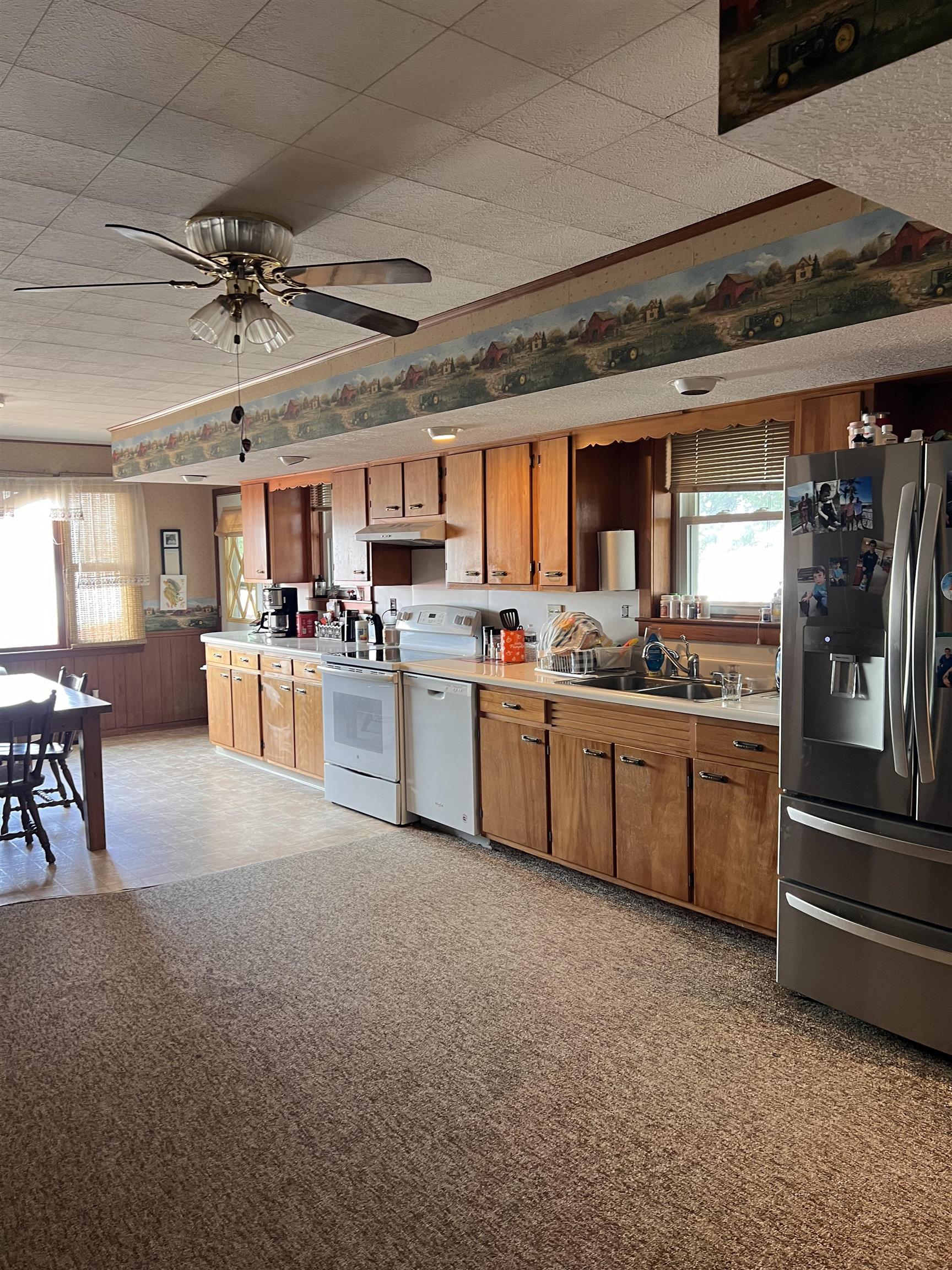 Photo 17 of 4340 W 600 S