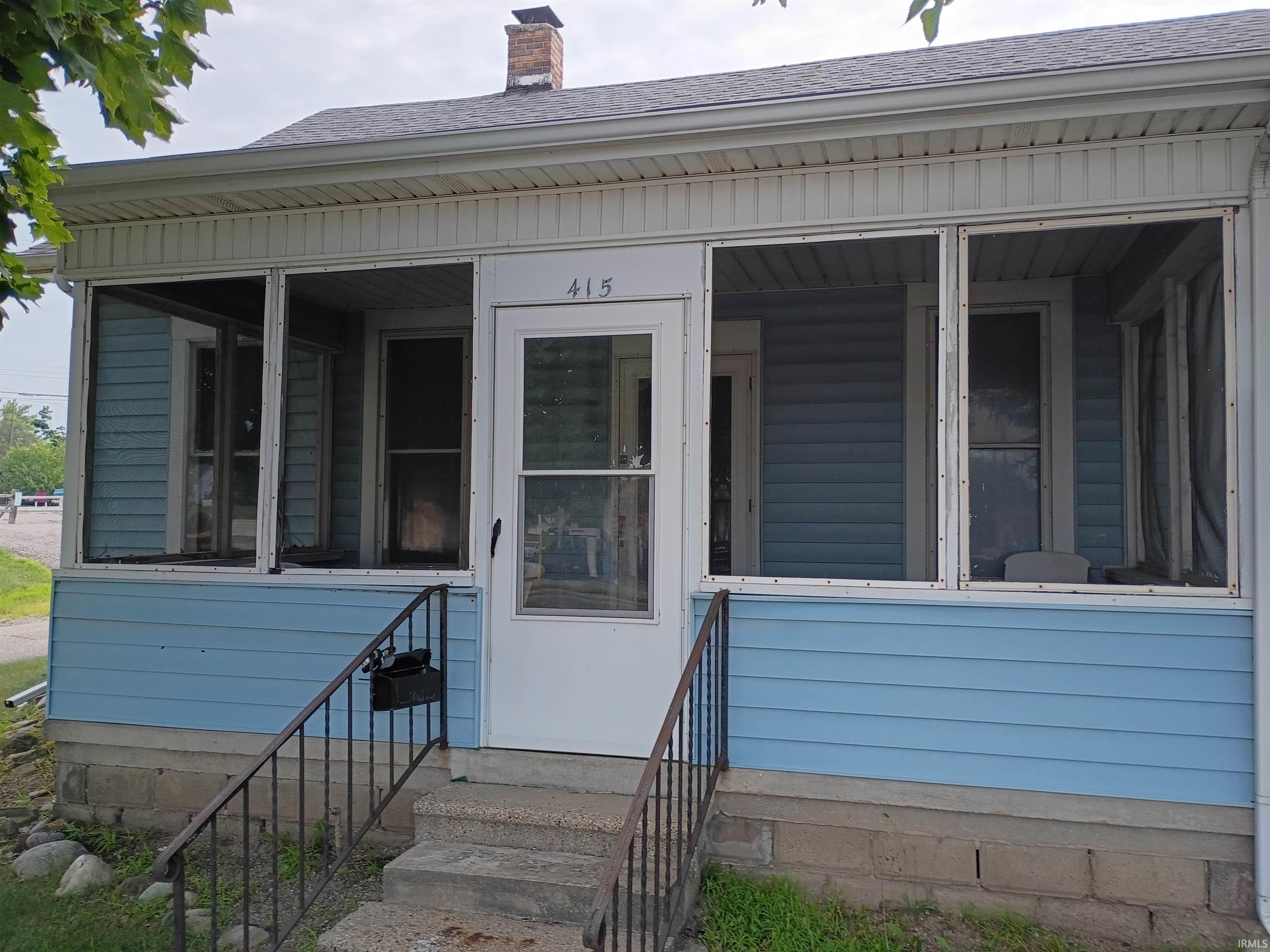 Photo 4 of 415 S Buffalo Street