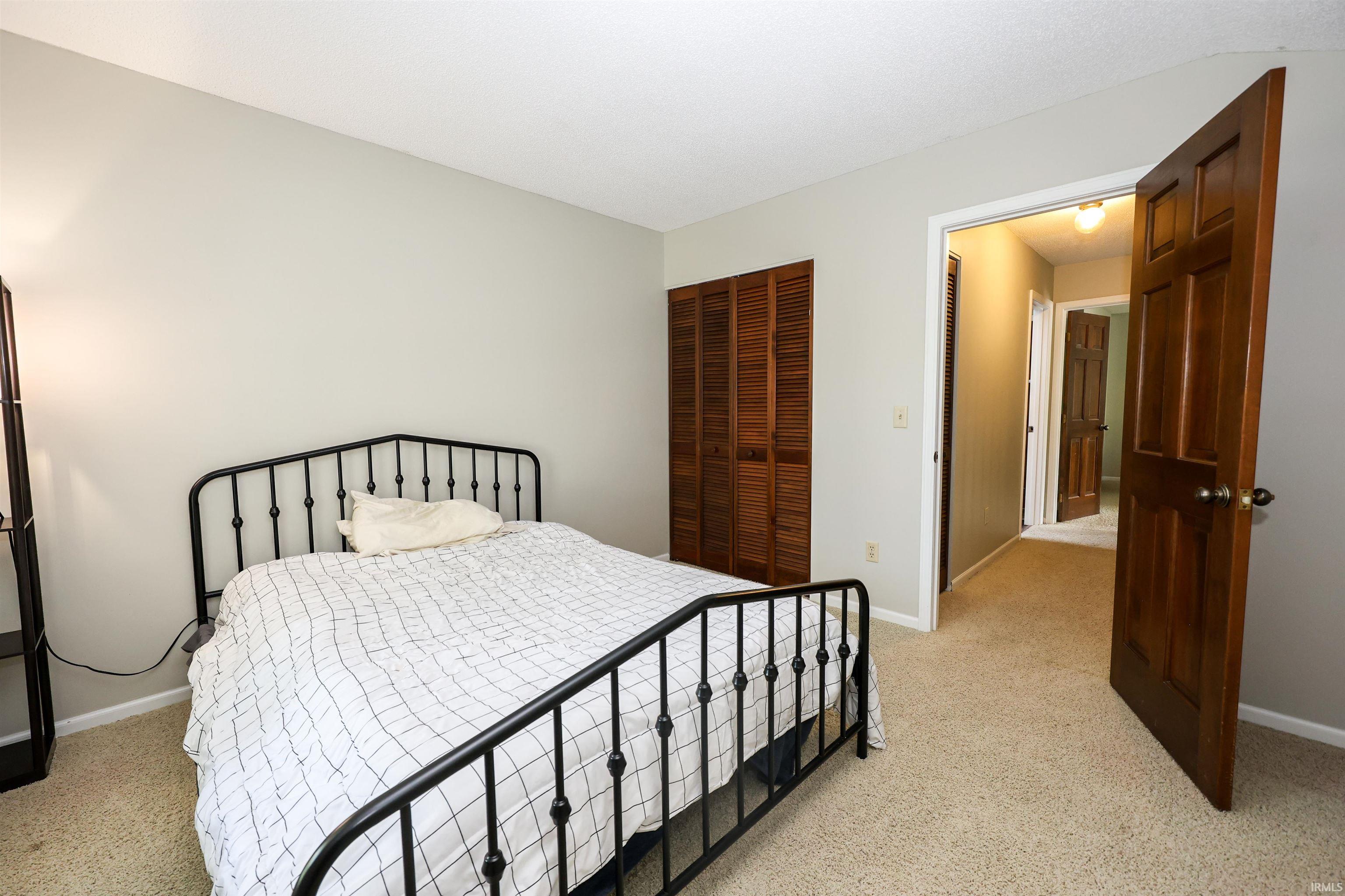 Photo 22 of 4905 Pinebrook Drive