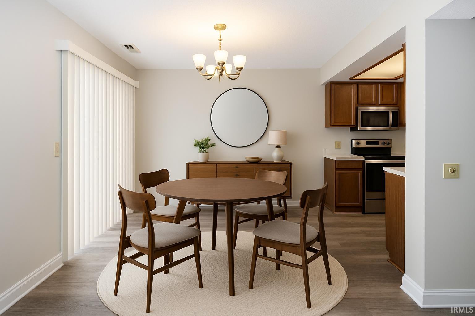 Photo 9 of 4905 Pinebrook Drive