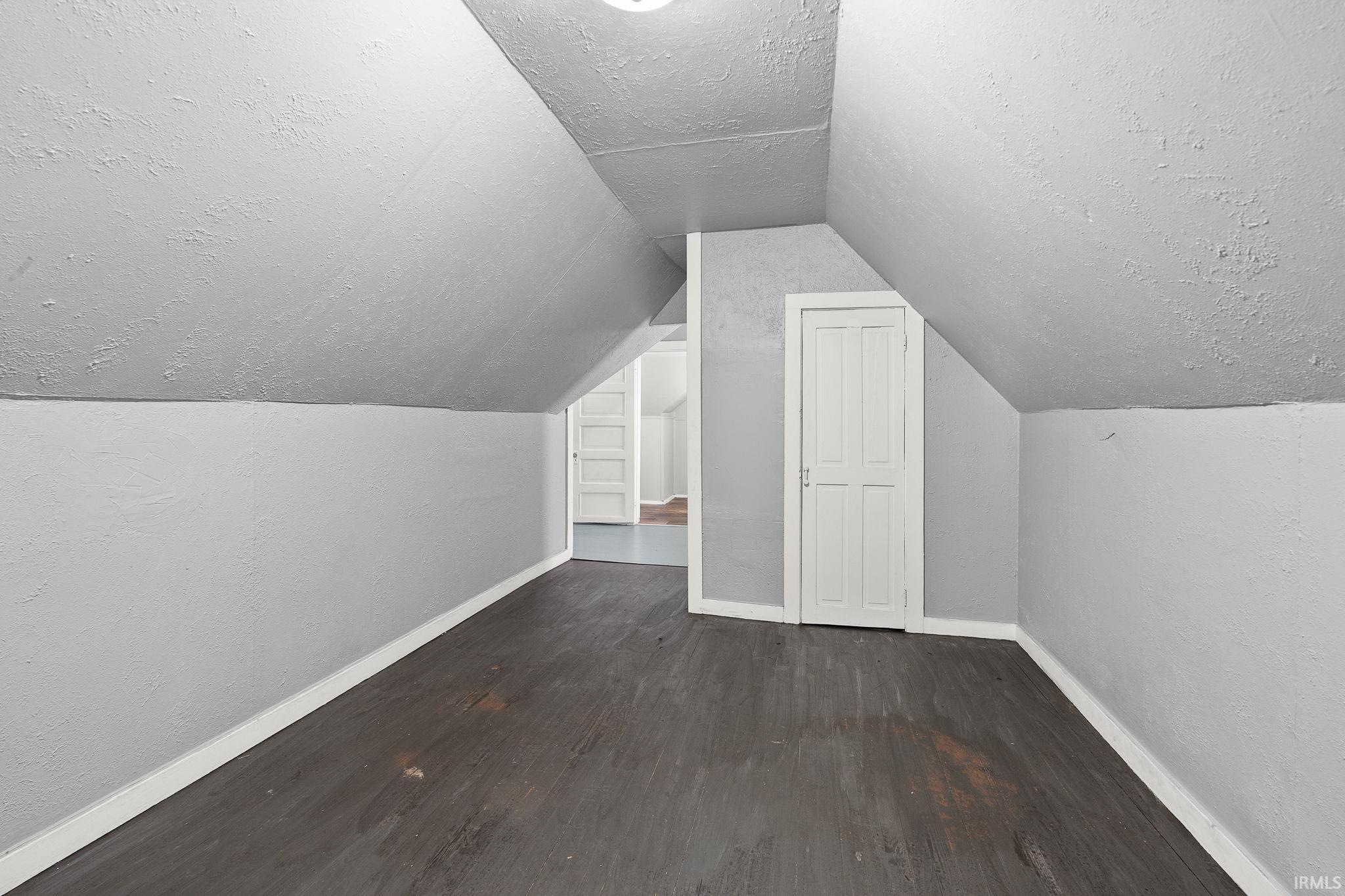 Photo 21 of 1712 Illinois Street