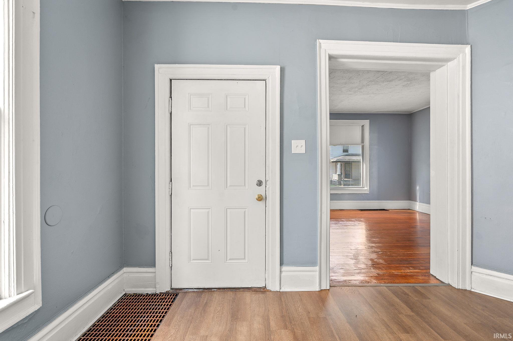 Photo 6 of 1712 Illinois Street