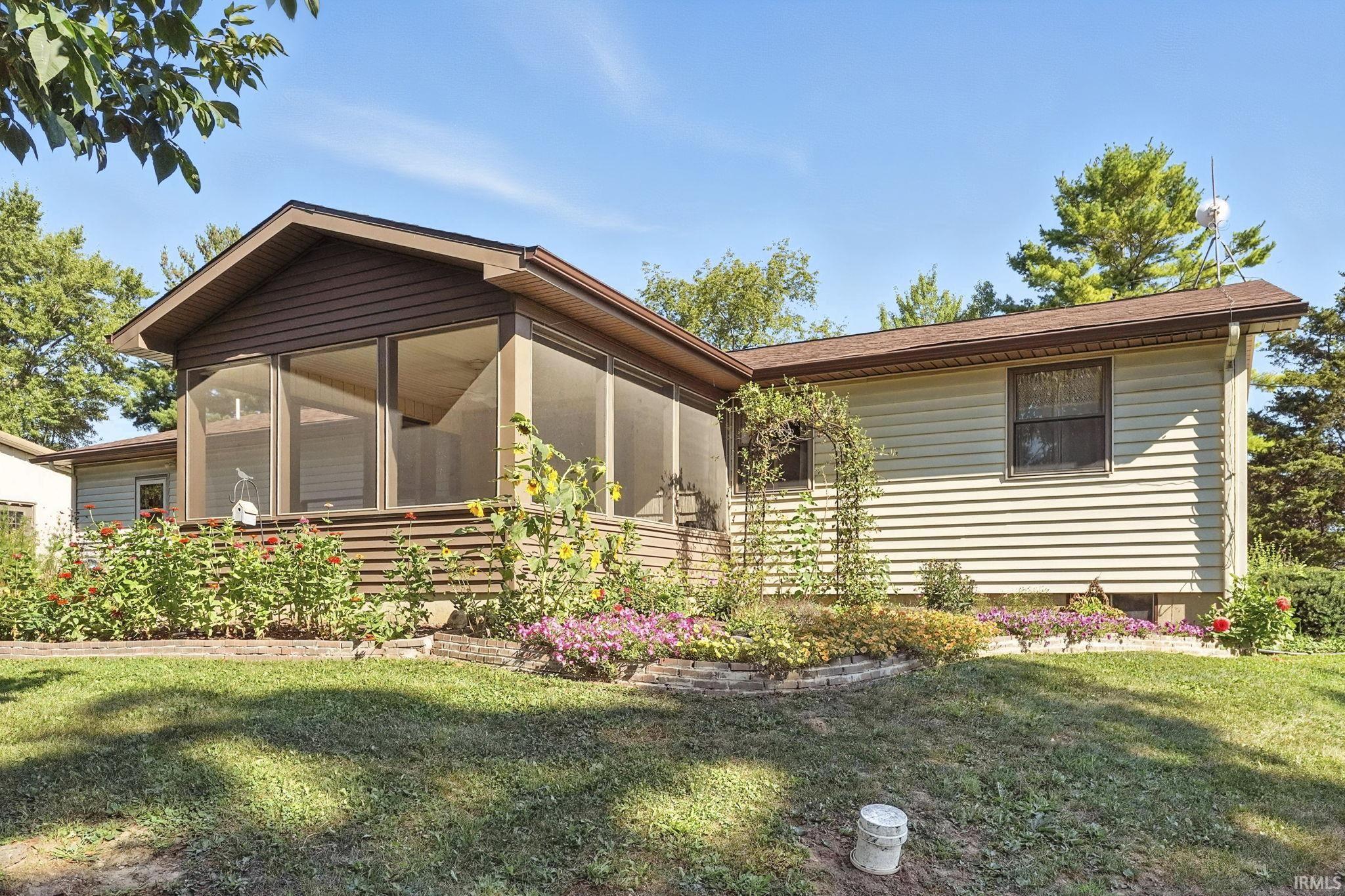 Homes for sale in Butler, IN | 4188 County Road 71, Butler, IN 46721 | MLS# 202533286