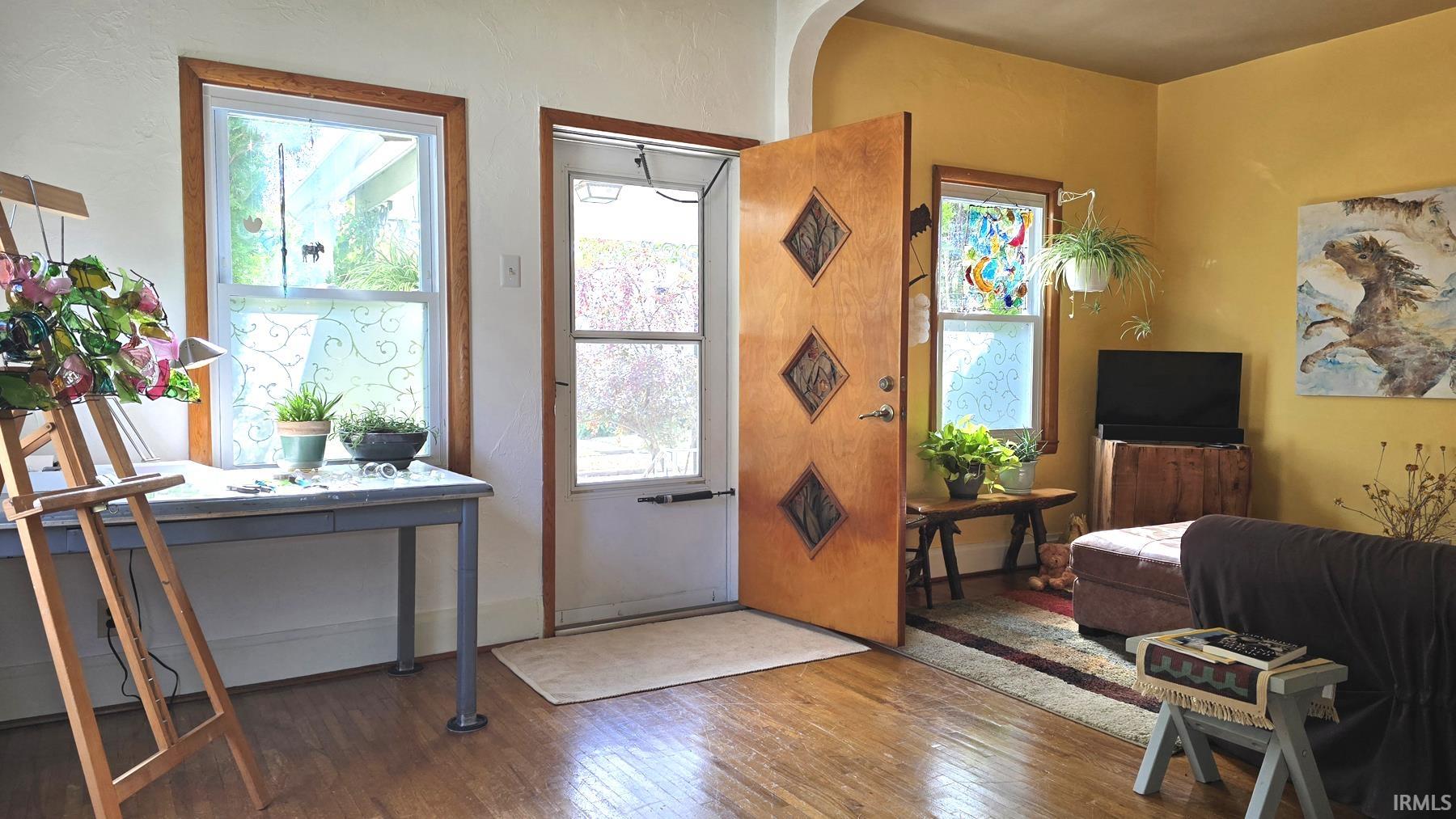 Photo 1 of 1712 High Street