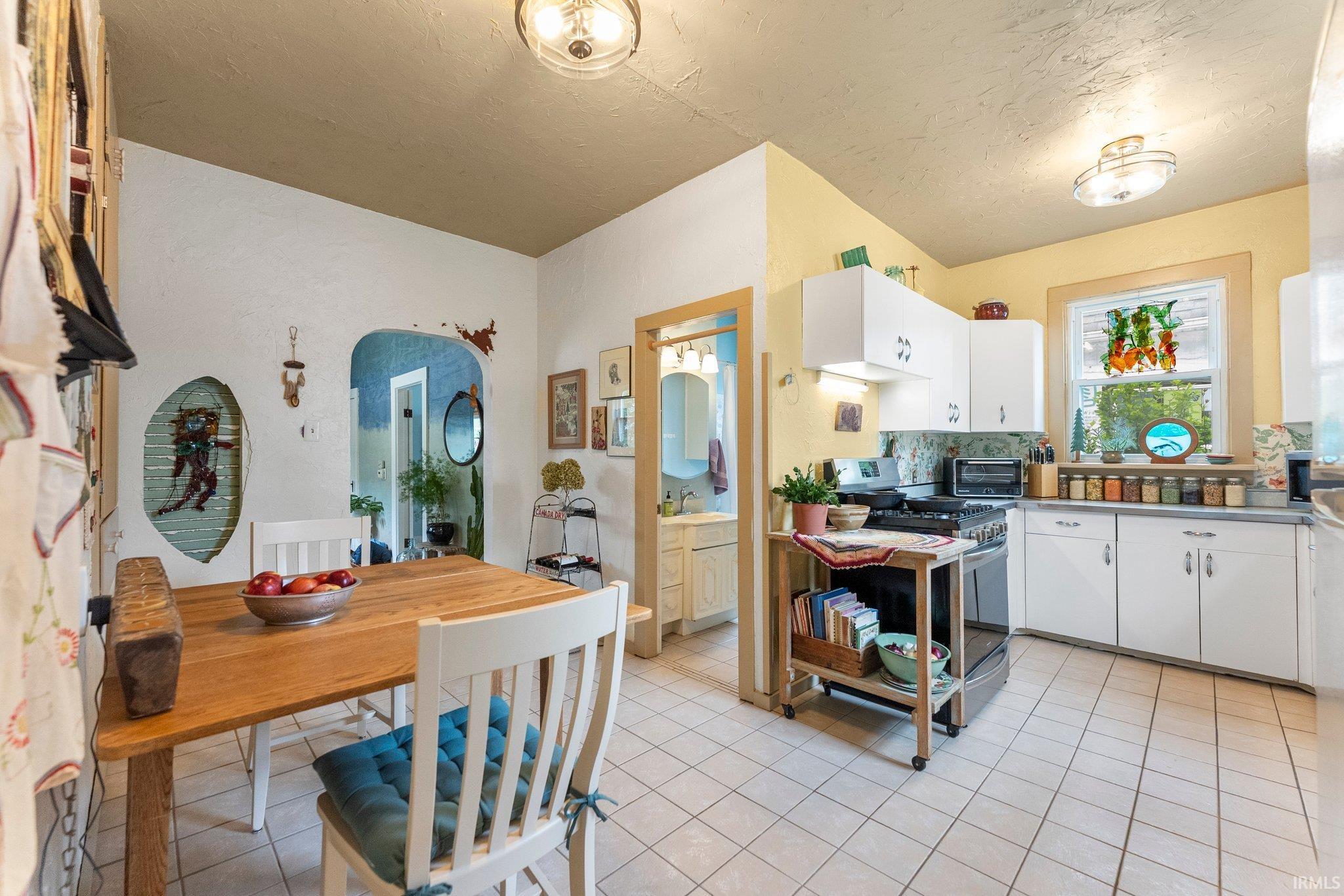 Photo 12 of 1712 High Street