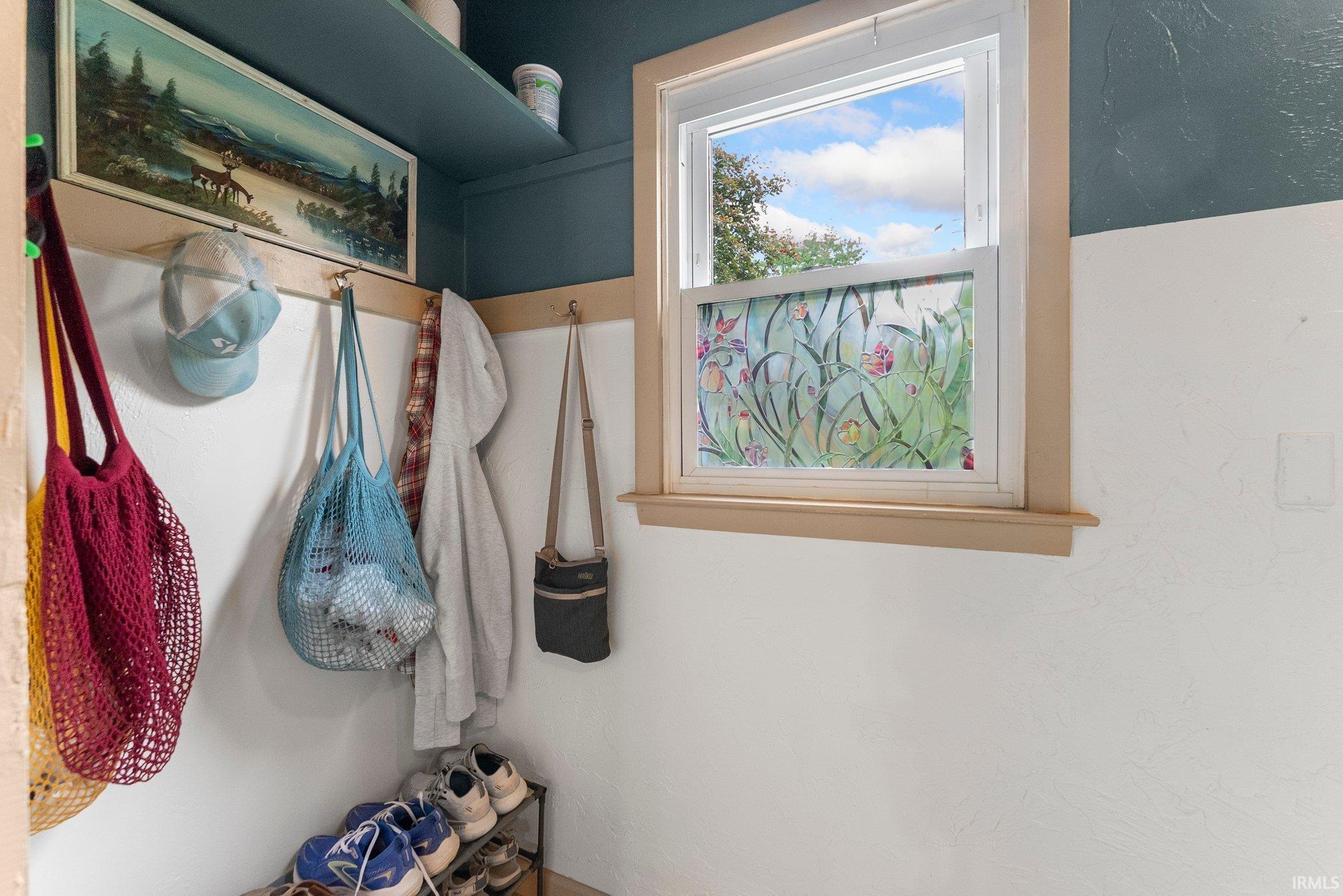 Photo 21 of 1712 High Street