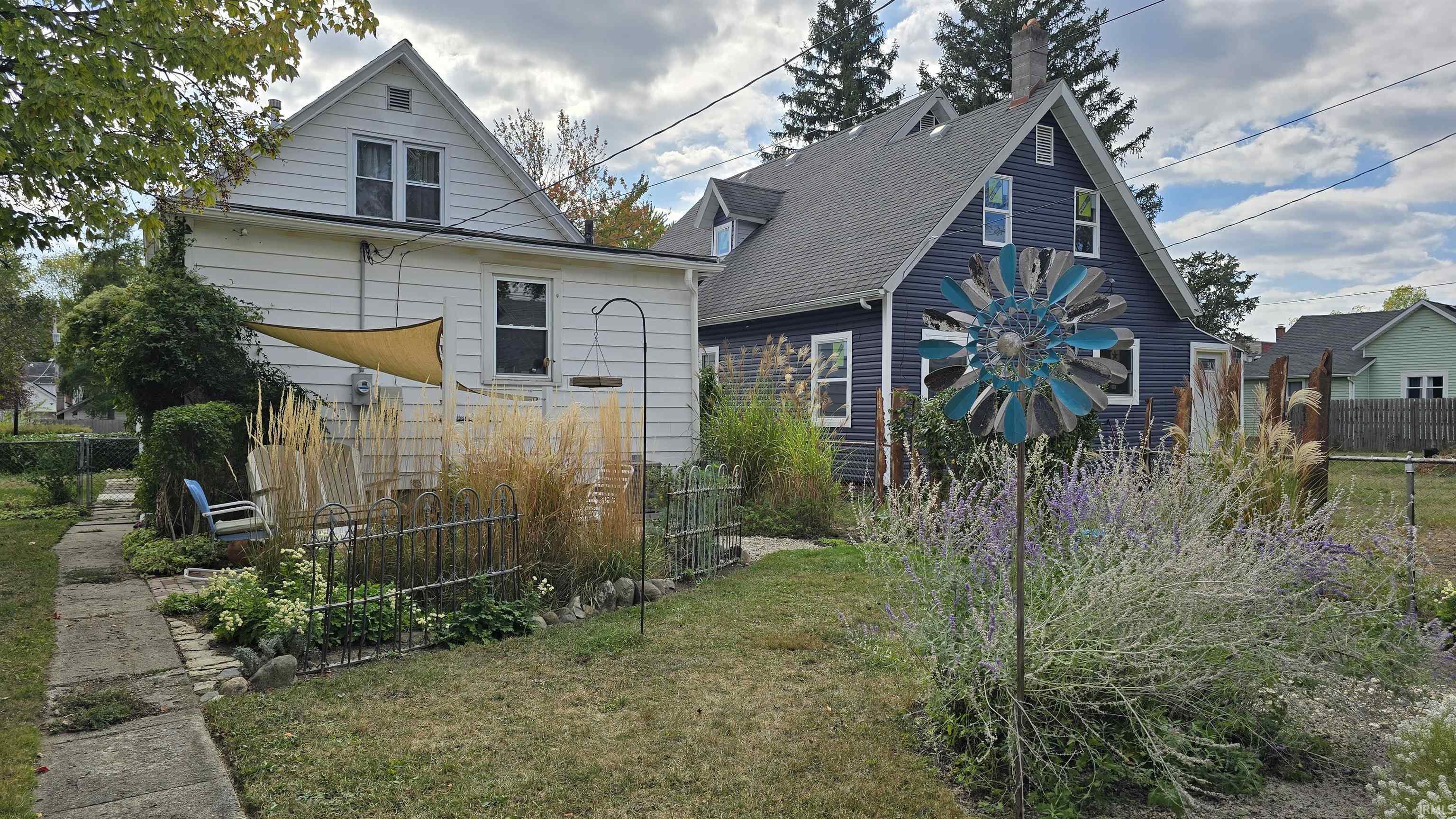 Photo 33 of 1712 High Street