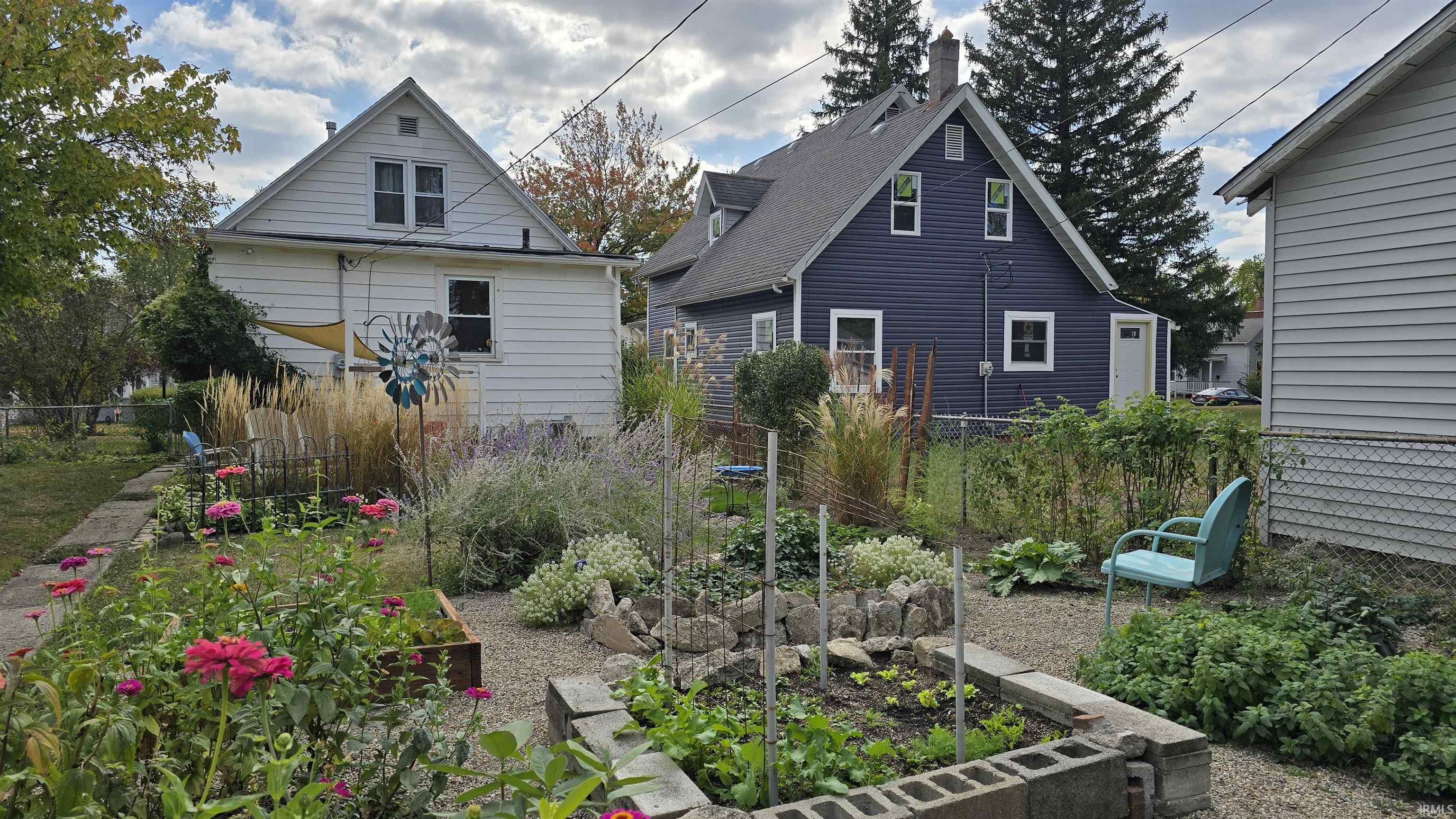 Photo 34 of 1712 High Street