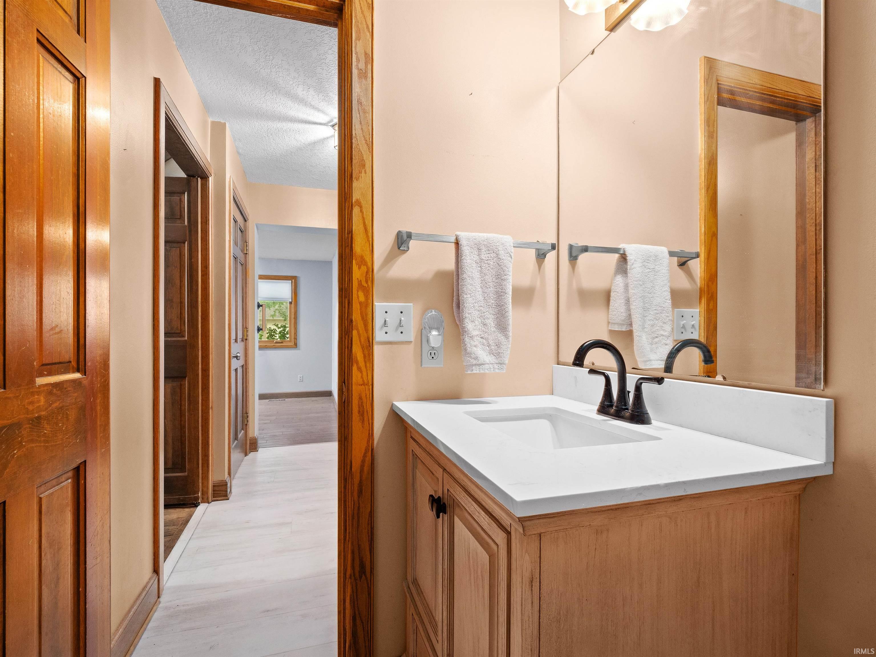 Photo 15 of 6725 Lakewood Court