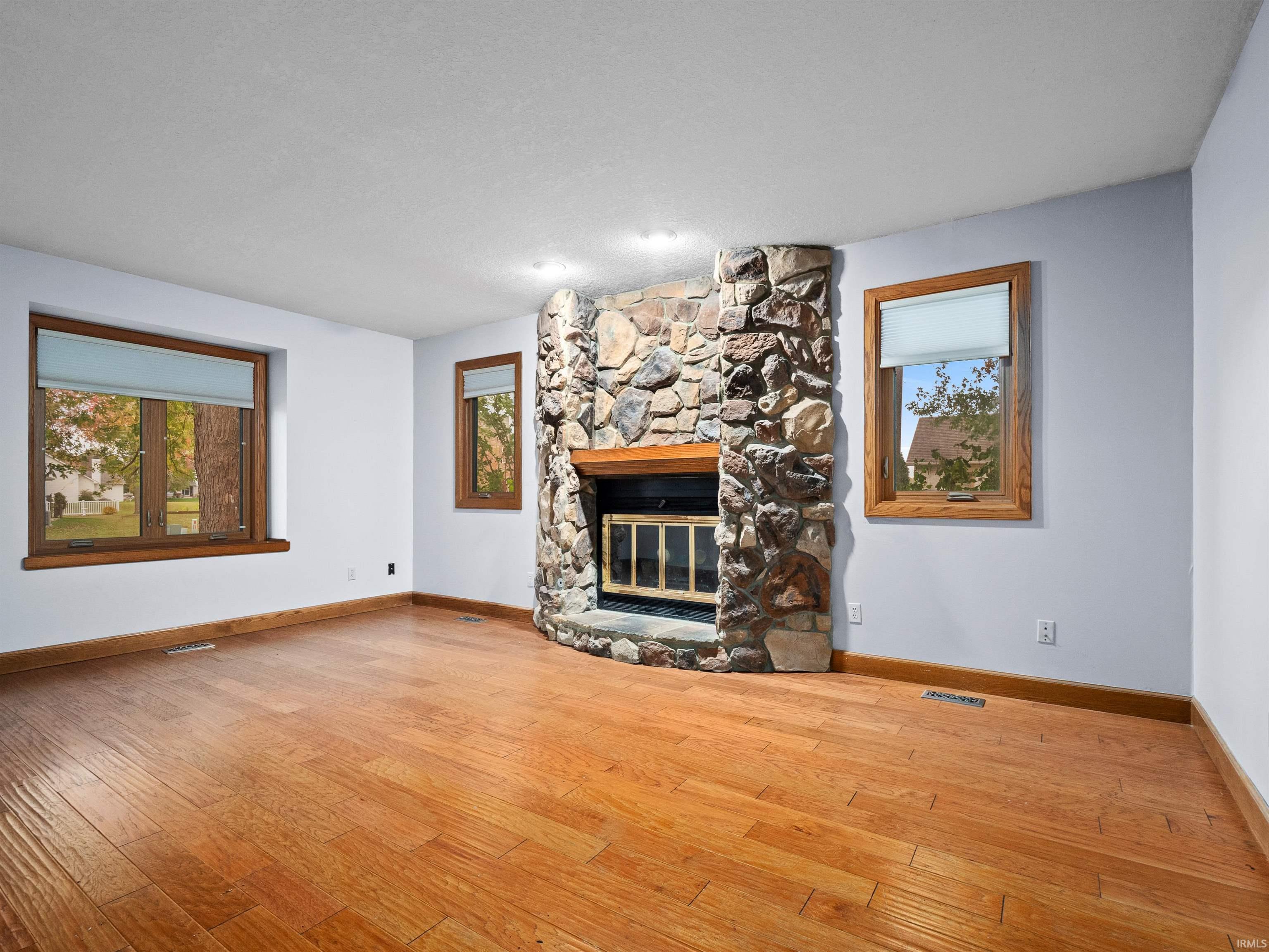 Photo 16 of 6725 Lakewood Court