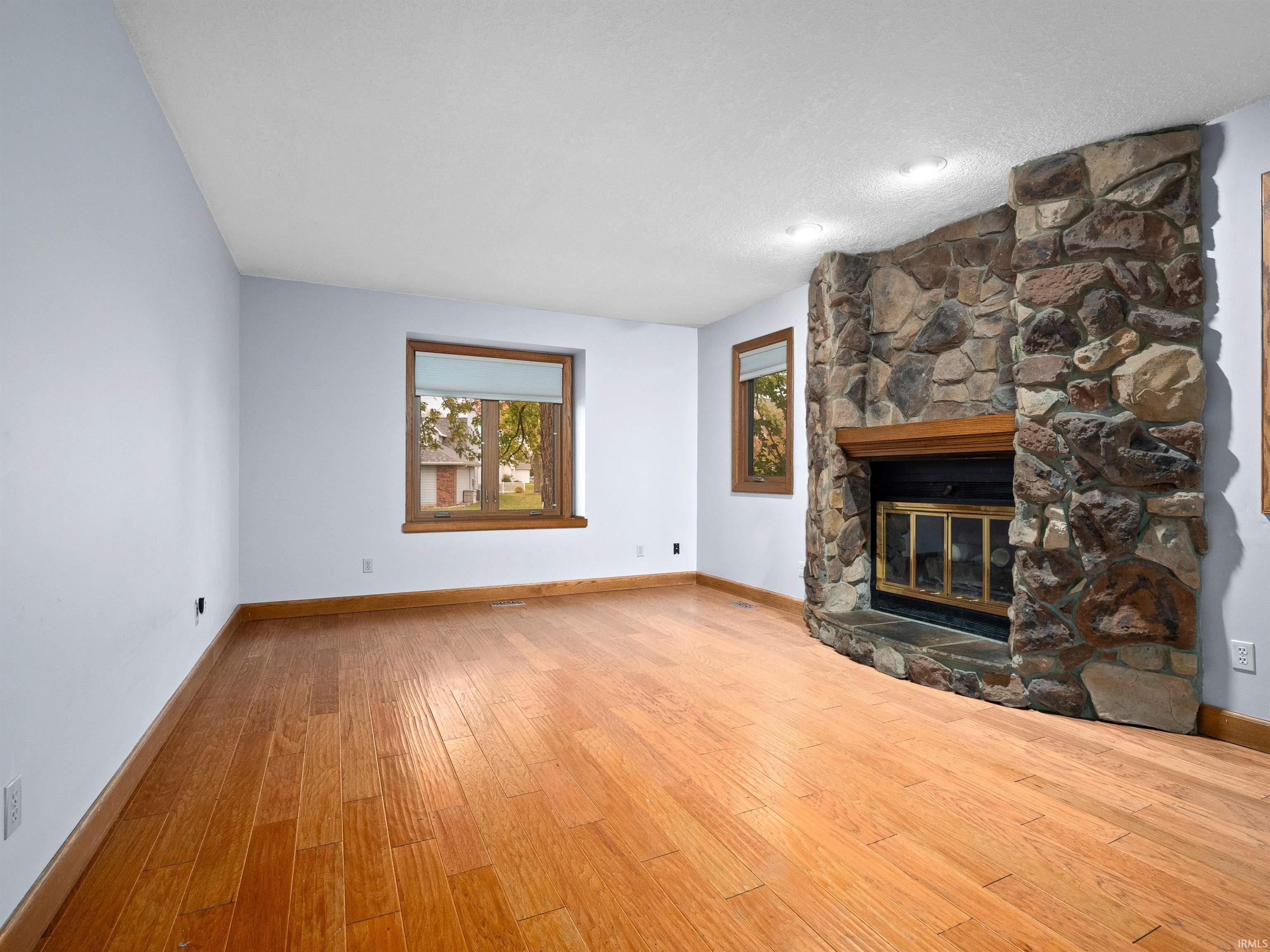 Photo 17 of 6725 Lakewood Court